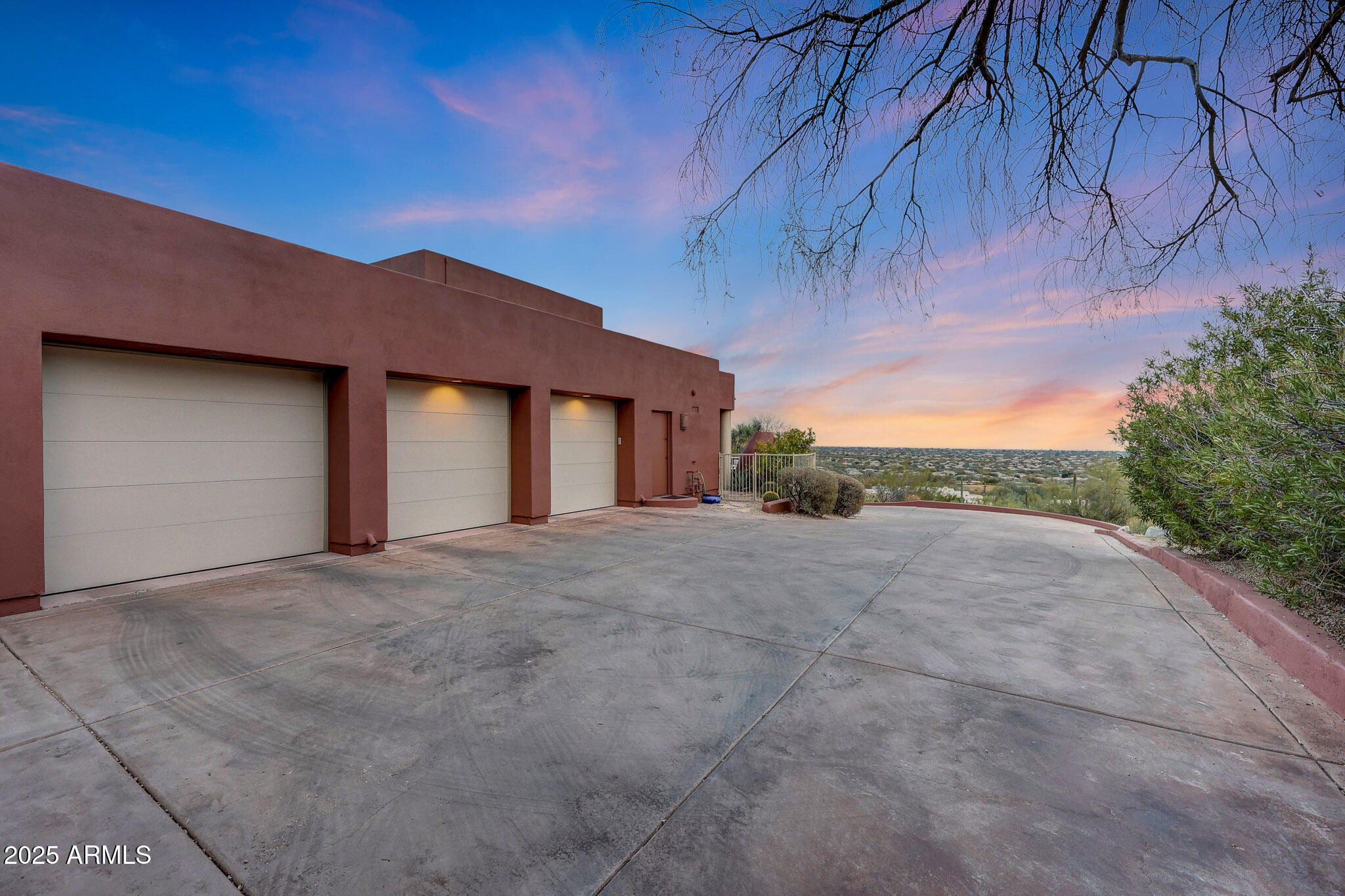 CAREFREE GRAND VIEW ESTATES - Residential