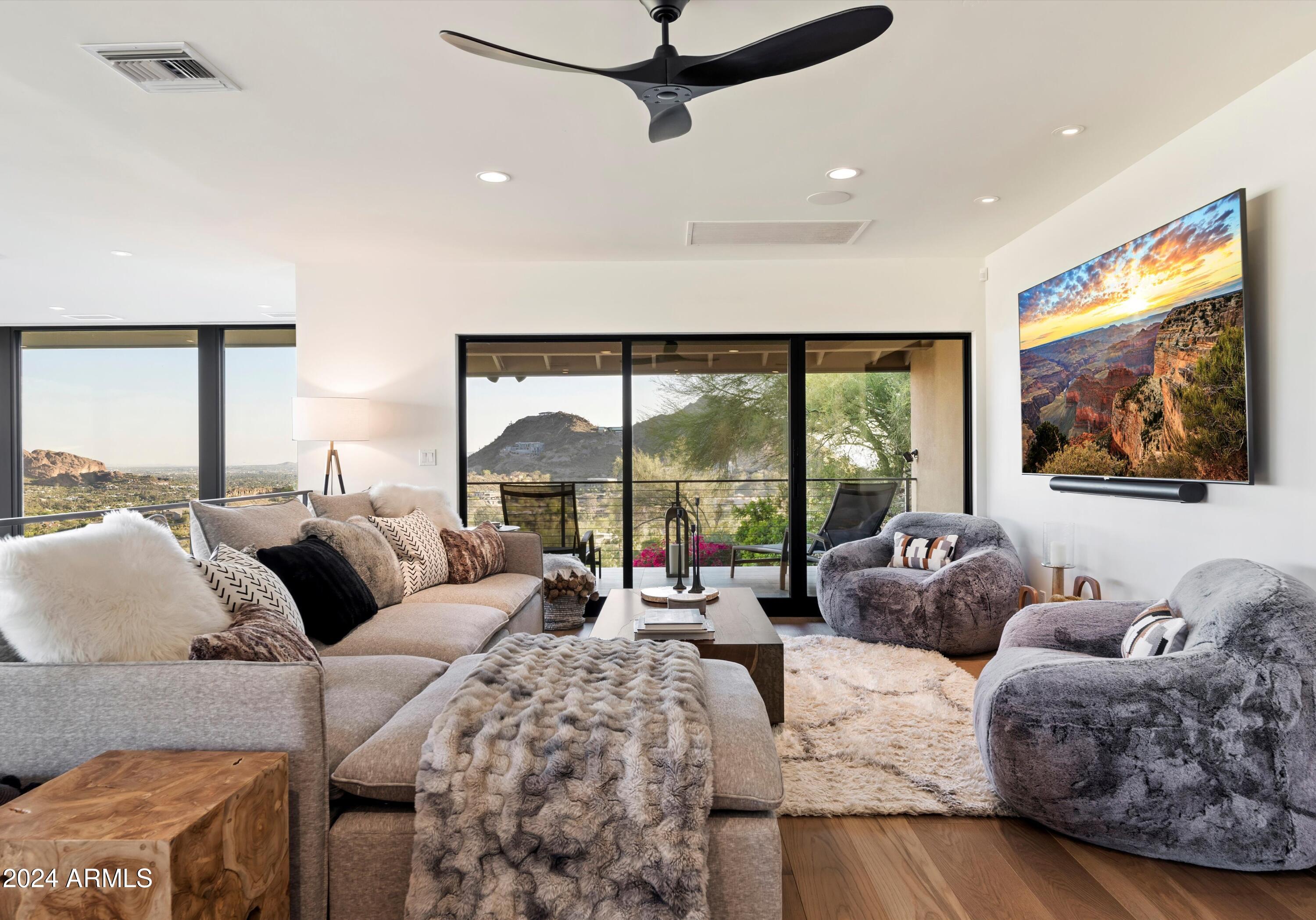 CLEARWATER HILLS - Residential