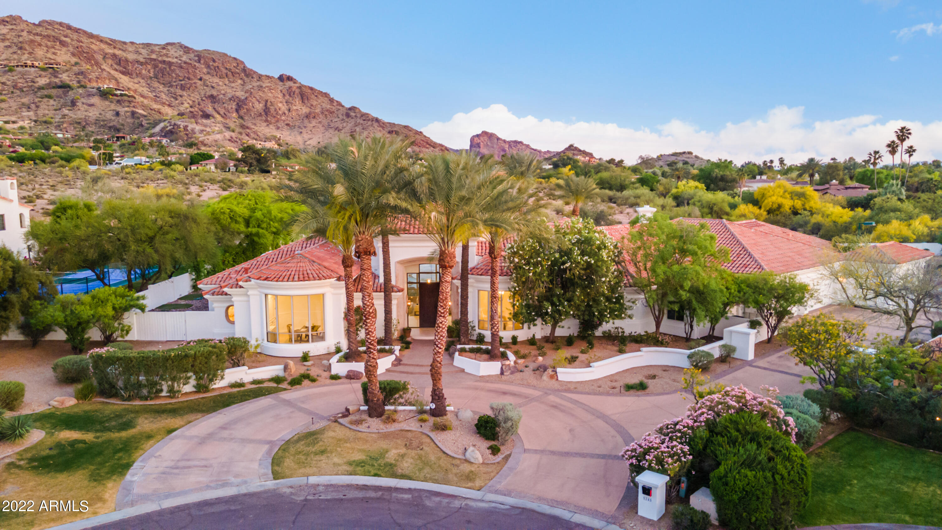 CANYON HORIZONS - Residential