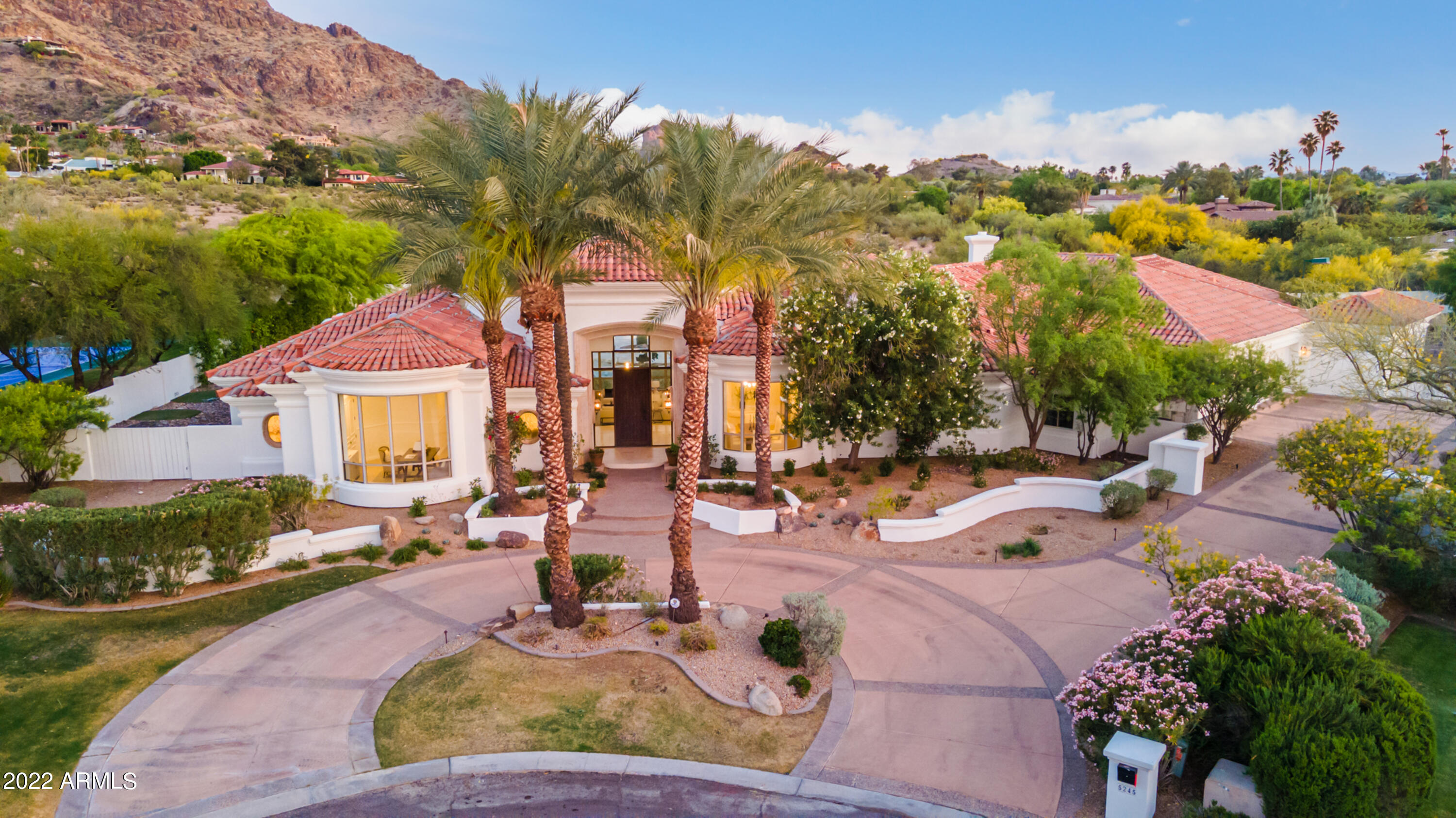 CANYON HORIZONS - Residential