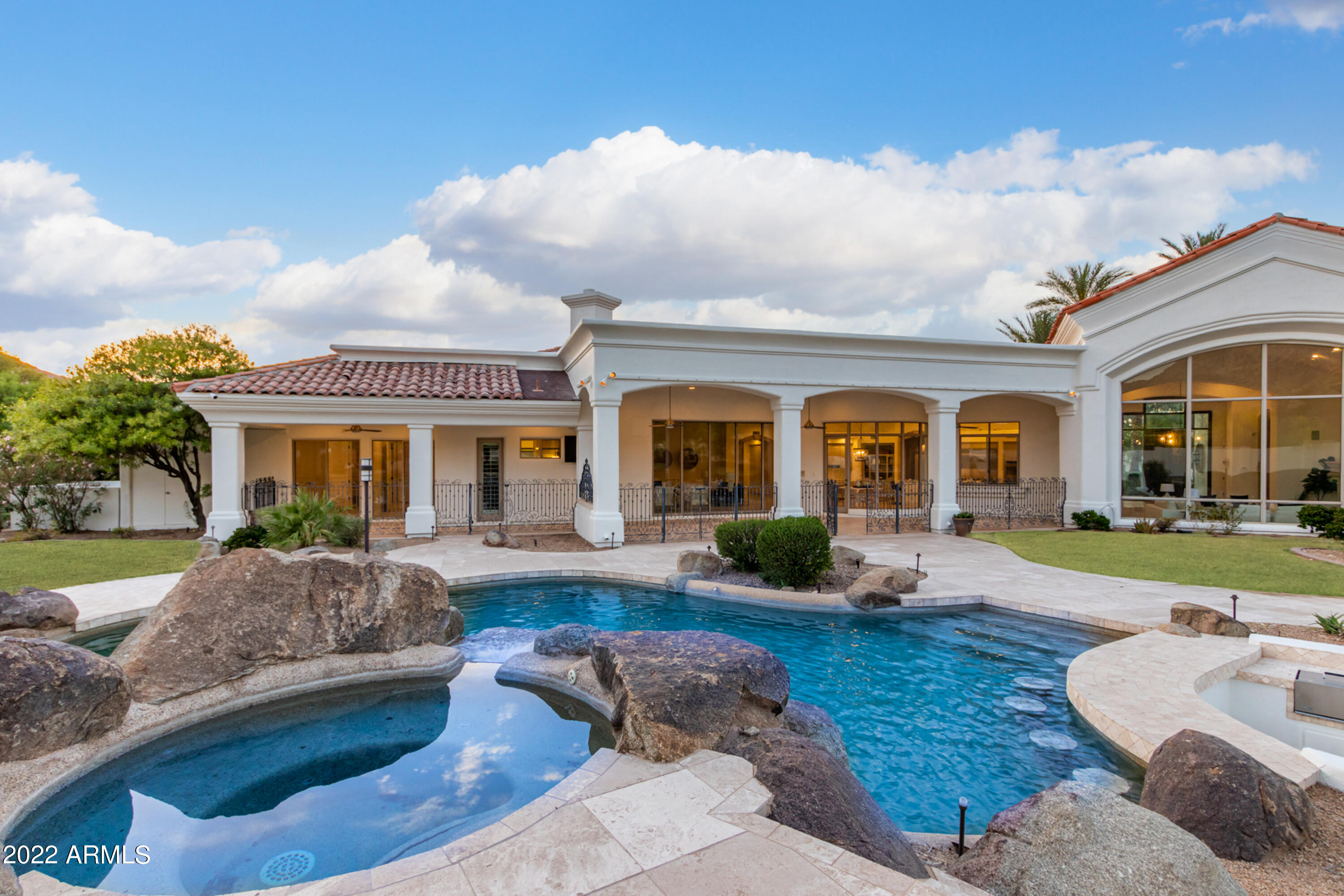CANYON HORIZONS - Residential