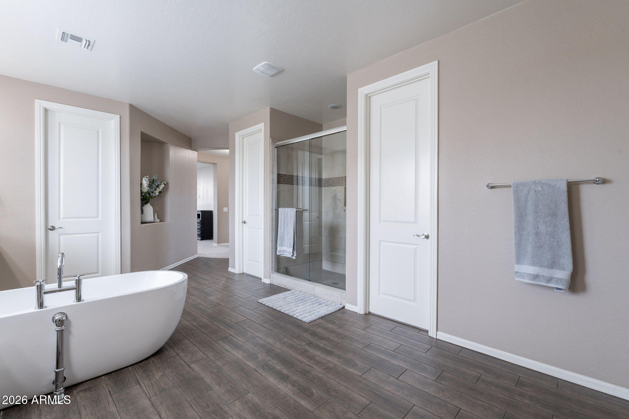 WHITE FENCE ESTATES - Residential