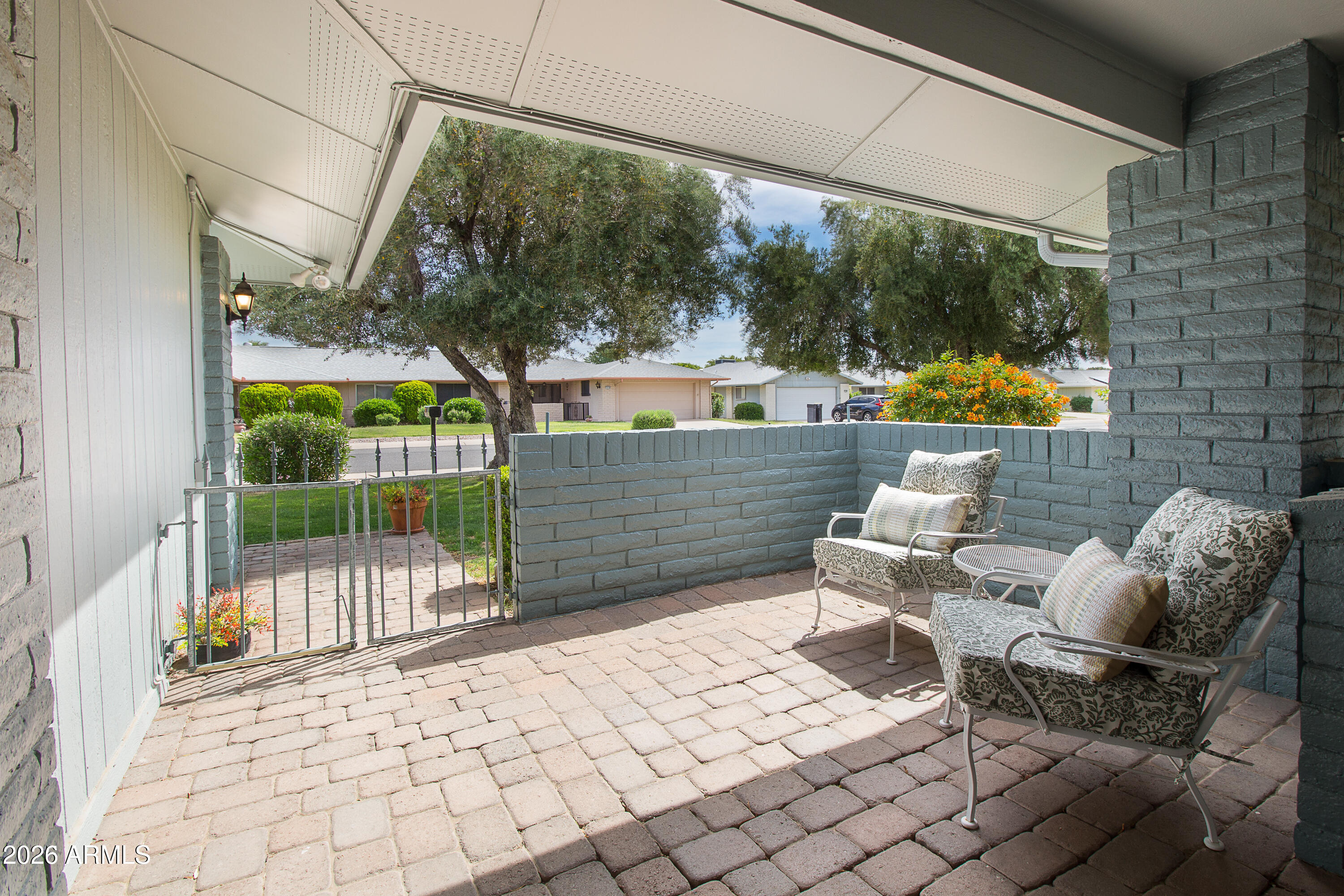 SUN CITY WEST UNIT 11 MCR 205-50 LOT 0250 TOG W A N UNDIV 1-64 INT IN TR F - Residential