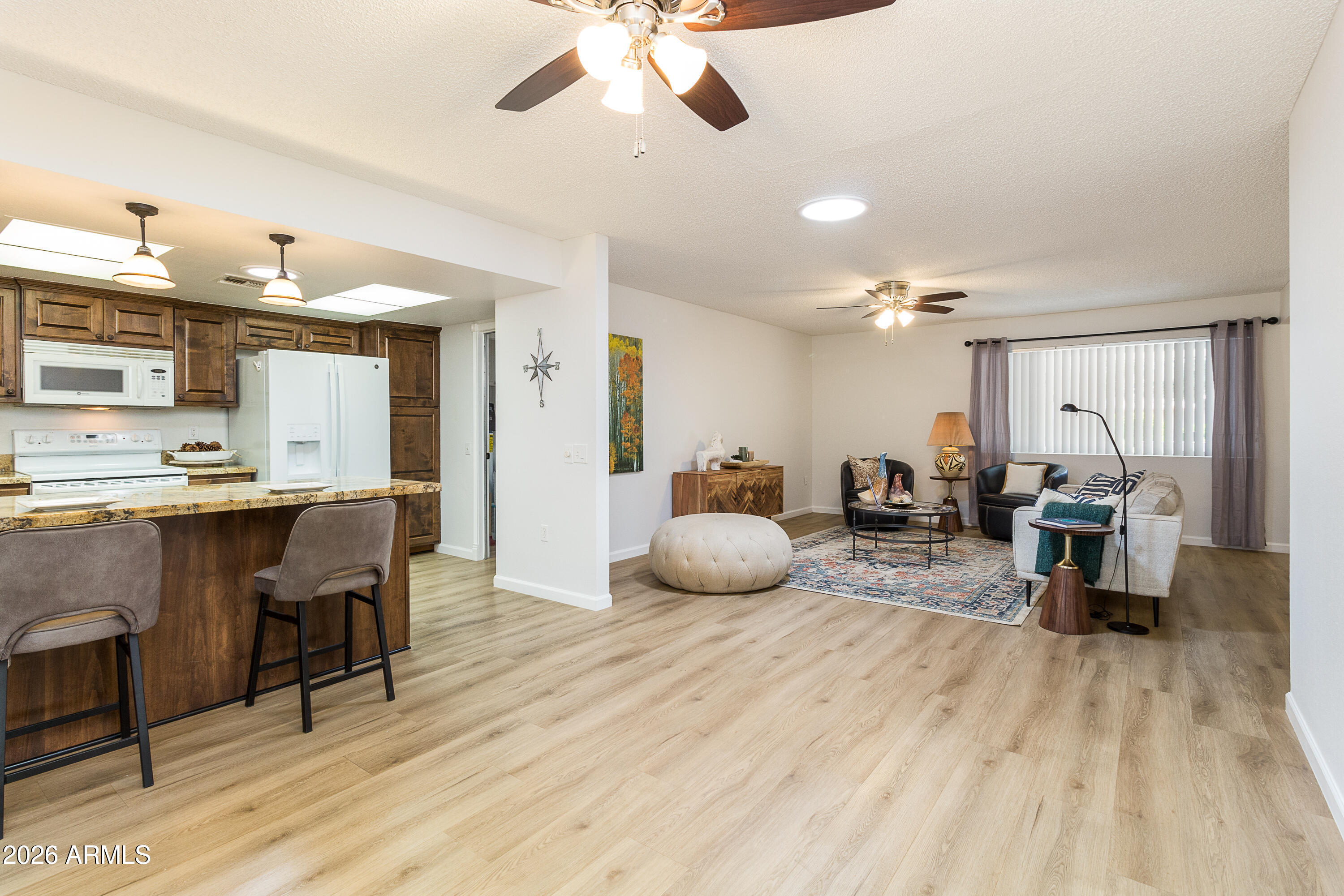 SUN CITY WEST UNIT 11 MCR 205-50 LOT 0250 TOG W A N UNDIV 1-64 INT IN TR F - Residential