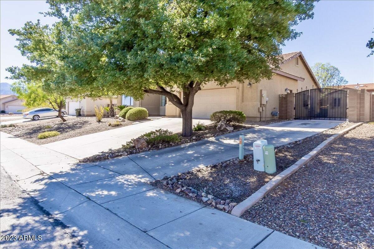 REMINGTON PARK WEST ESTATES - Residential