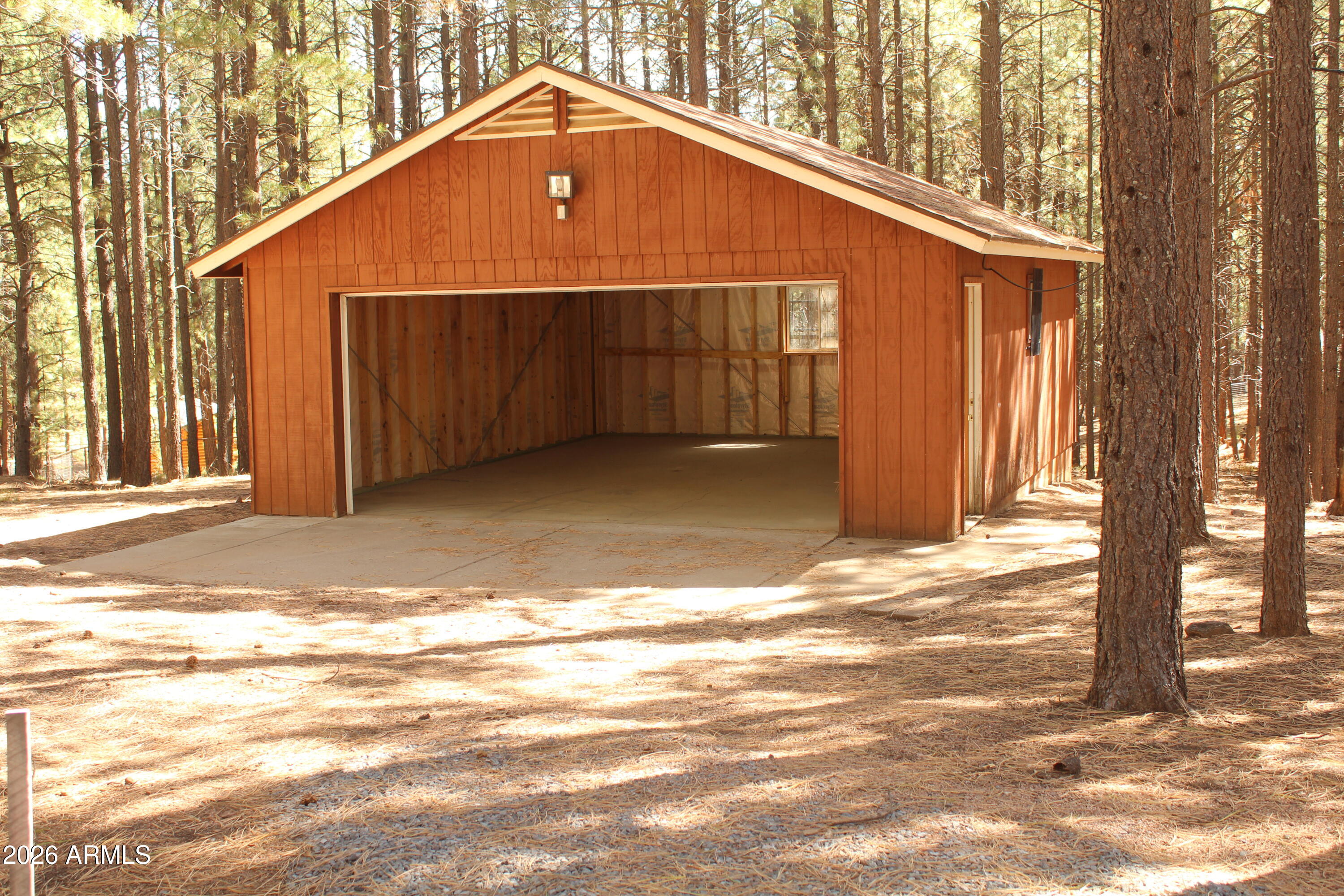 FOREST LAKES ESTATES 11 - Residential