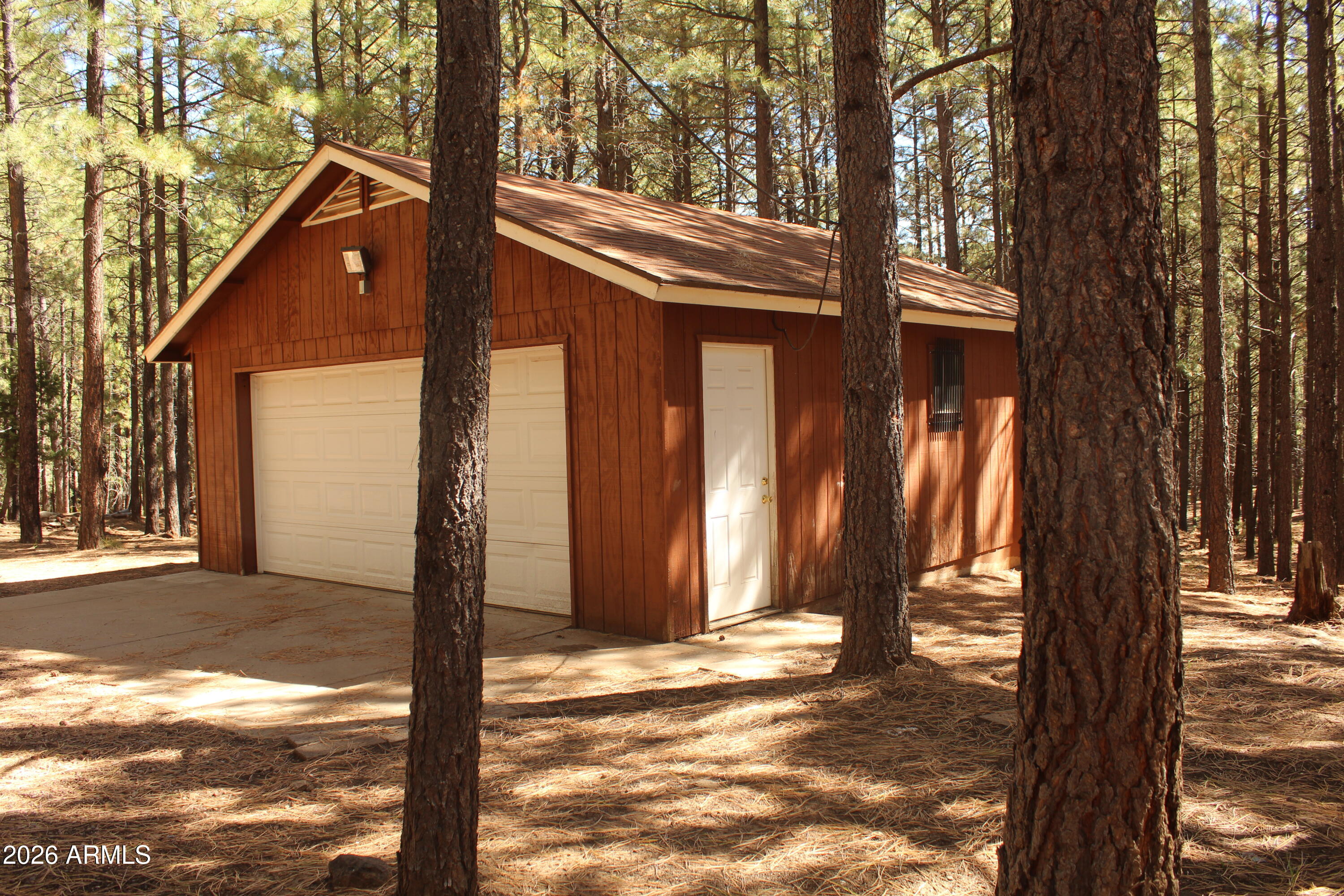 FOREST LAKES ESTATES 11 - Residential