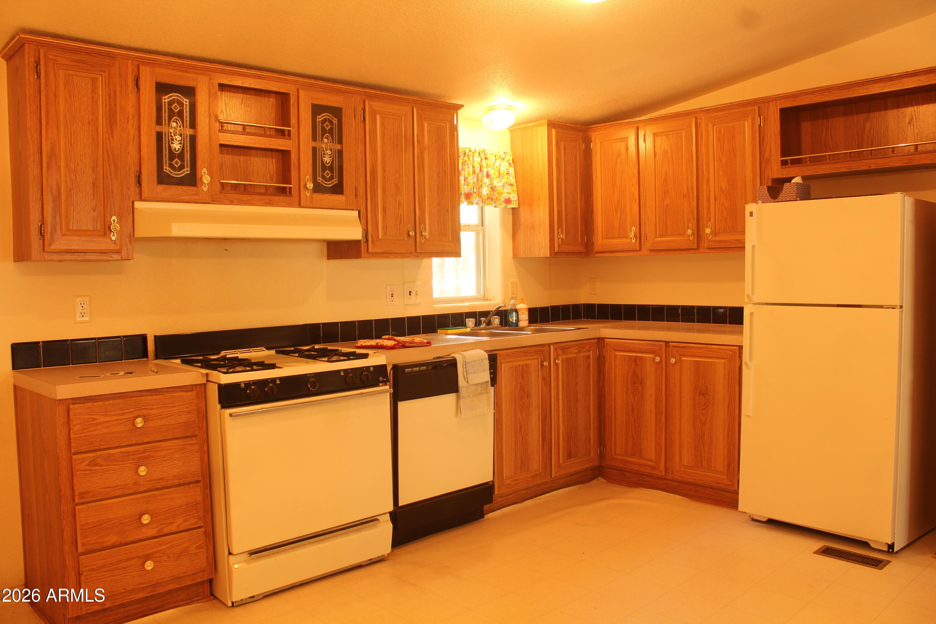 FOREST LAKES ESTATES 11 - Residential