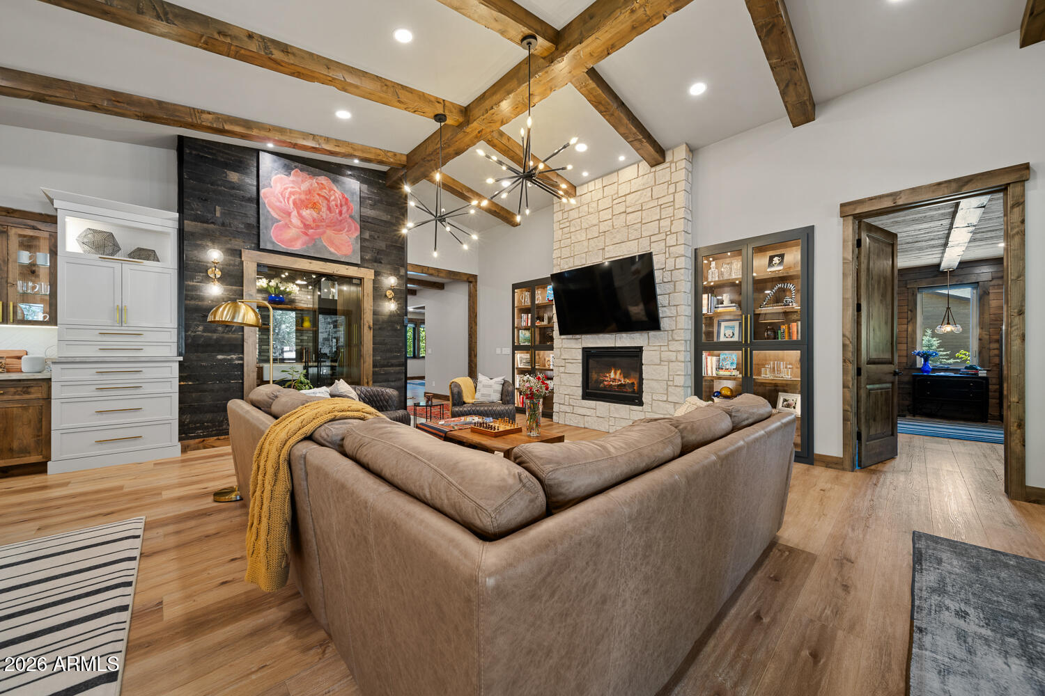 MOUNTAIN GATE UNIT 1 - Residential