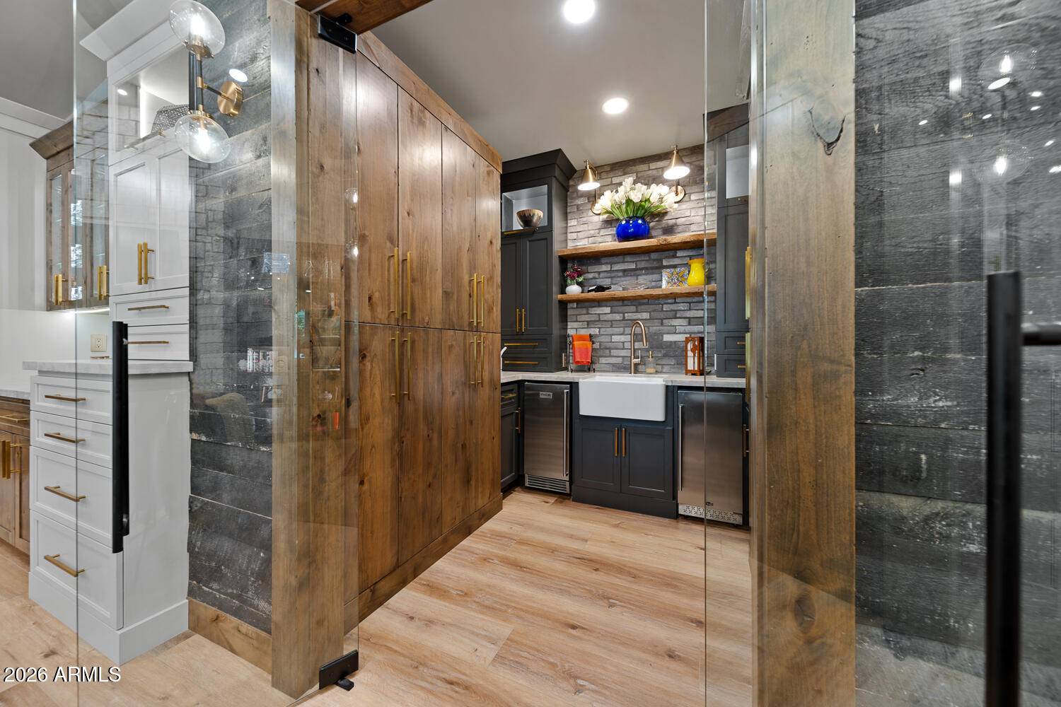 MOUNTAIN GATE UNIT 1 - Residential