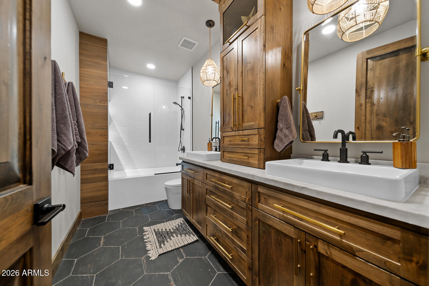 MOUNTAIN GATE UNIT 1 - Residential