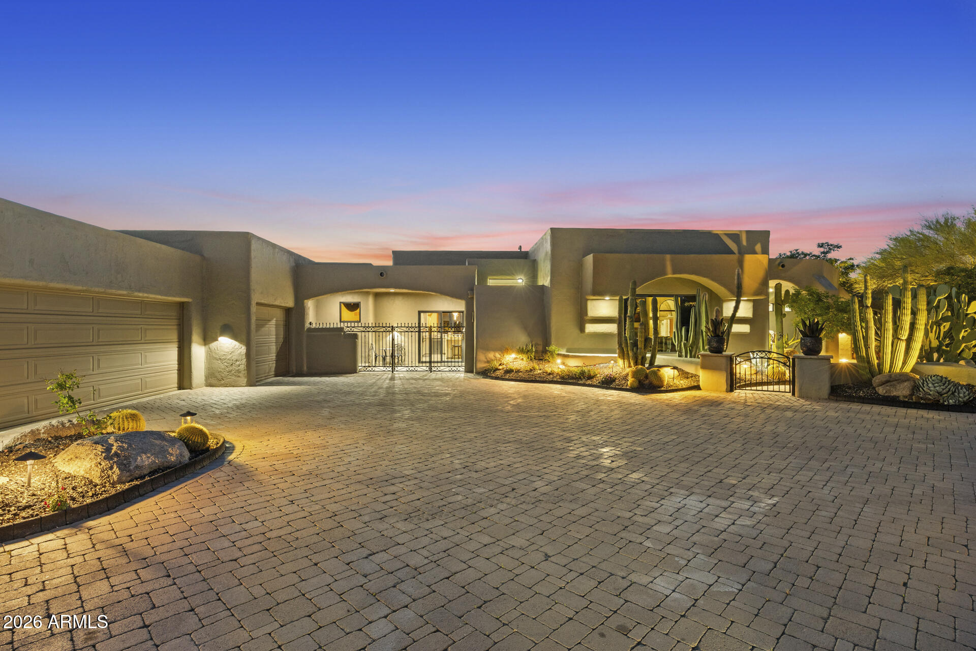 DESERT MOUNTAIN PHASE 1 UNIT 2 LOT 206-335 TR A - Residential
