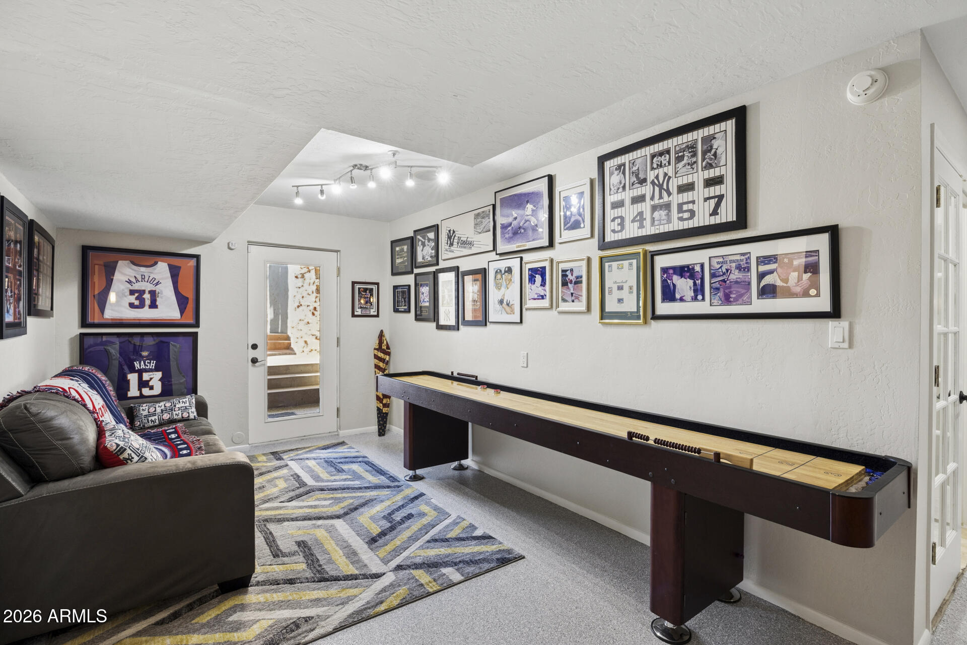 DESERT MOUNTAIN PHASE 1 UNIT 2 LOT 206-335 TR A - Residential