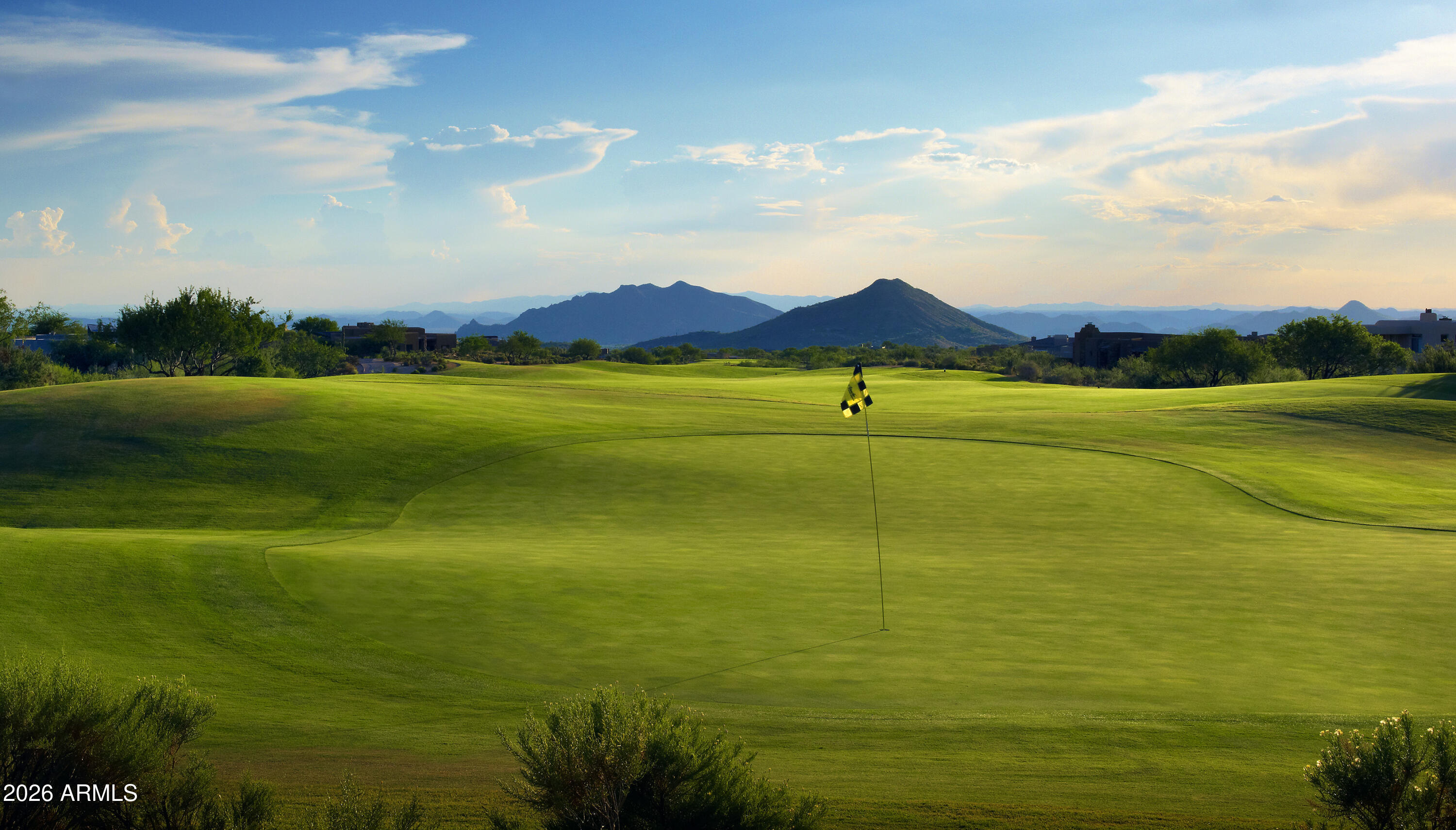 DESERT MOUNTAIN PHASE 1 UNIT 2 LOT 206-335 TR A - Residential
