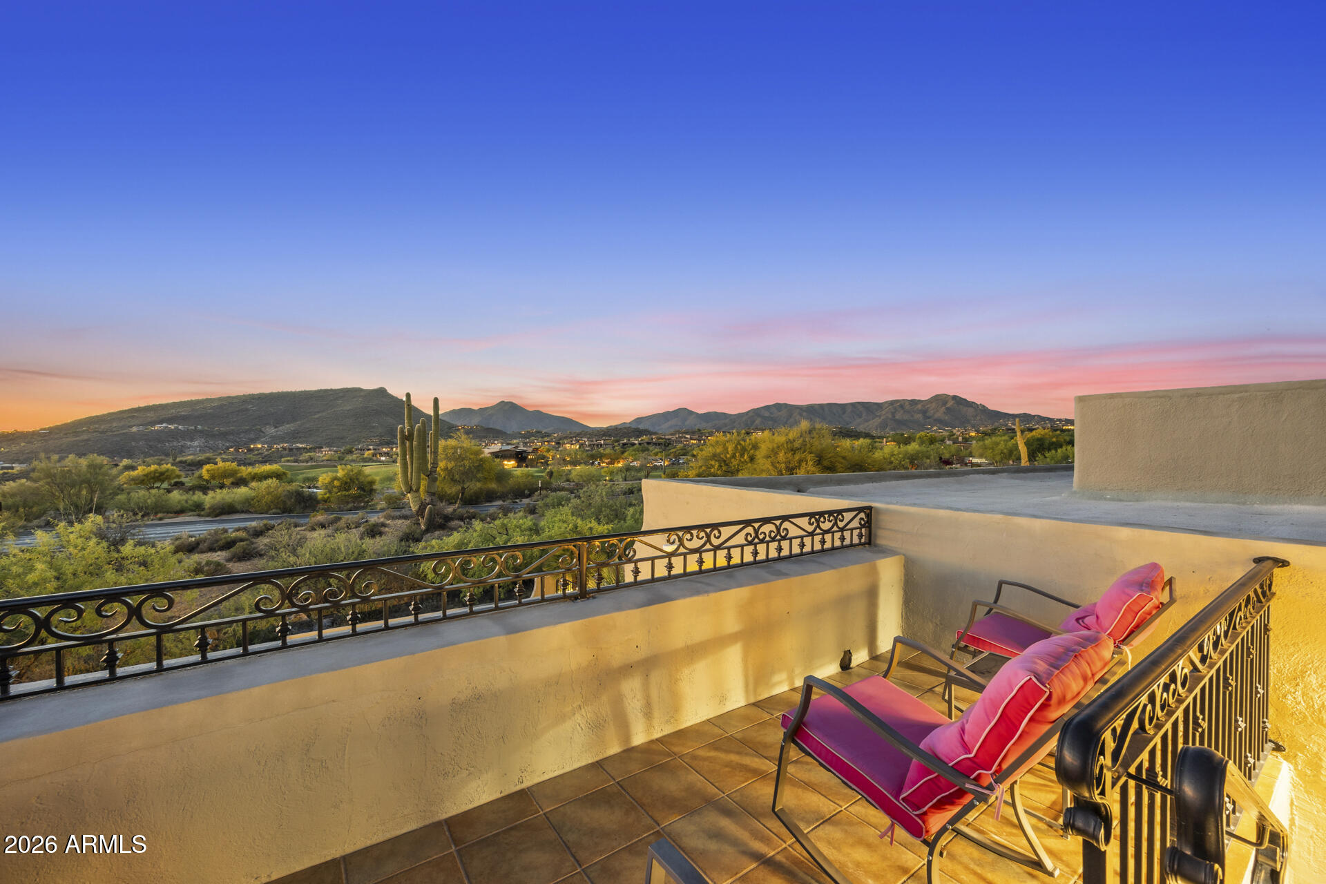 DESERT MOUNTAIN PHASE 1 UNIT 2 LOT 206-335 TR A - Residential