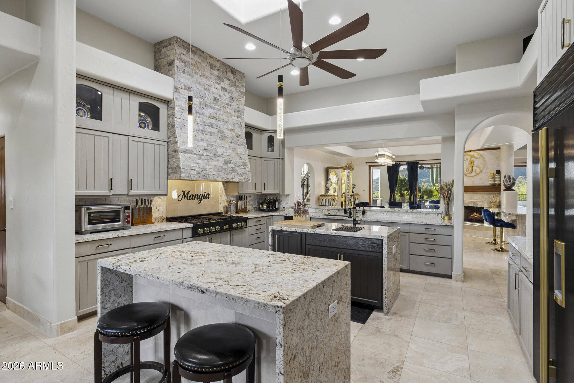 DESERT MOUNTAIN PHASE 1 UNIT 2 LOT 206-335 TR A - Residential