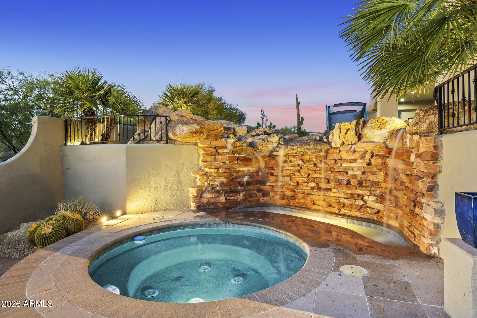 DESERT MOUNTAIN PHASE 1 UNIT 2 LOT 206-335 TR A - Residential