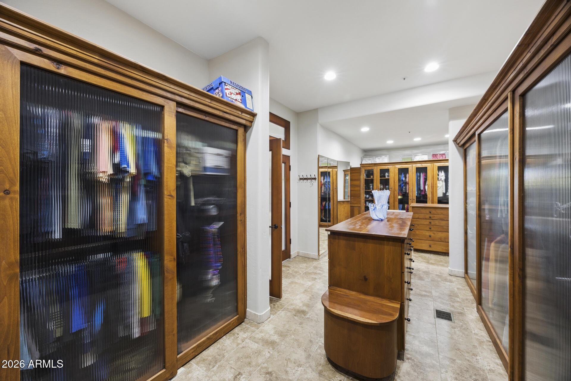 DESERT MOUNTAIN PHASE 1 UNIT 2 LOT 206-335 TR A - Residential
