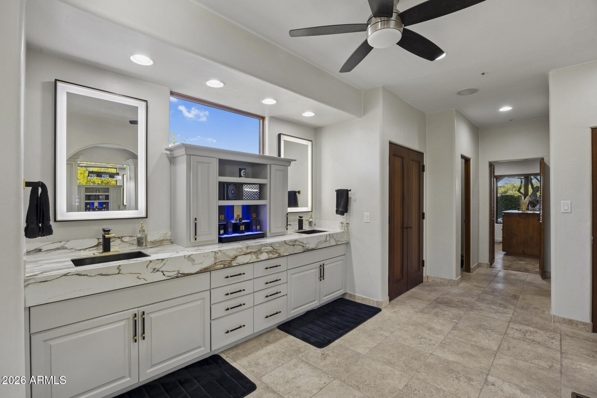 DESERT MOUNTAIN PHASE 1 UNIT 2 LOT 206-335 TR A - Residential