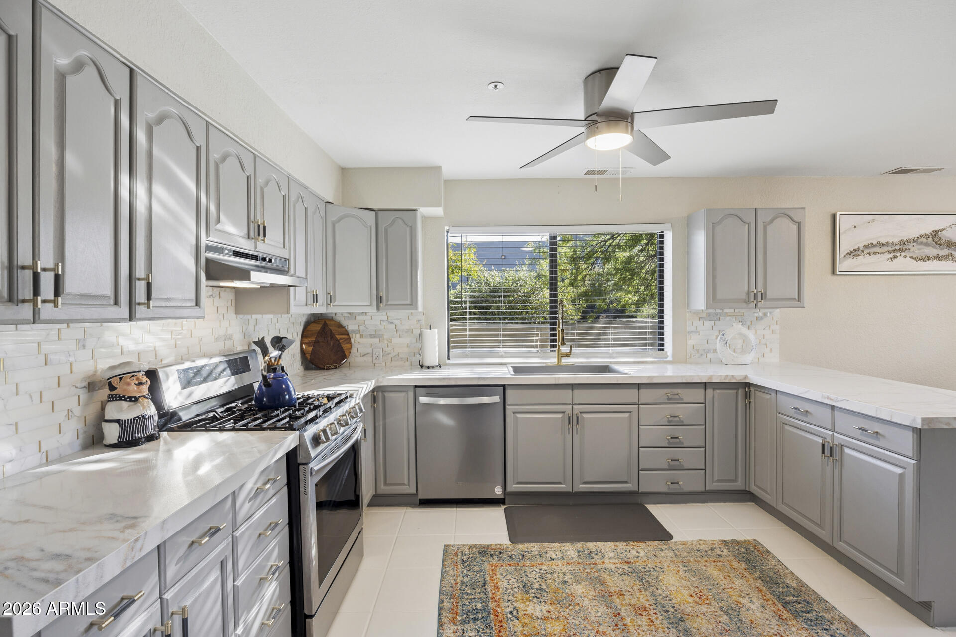DESERT MOUNTAIN PHASE 1 UNIT 2 LOT 206-335 TR A - Residential