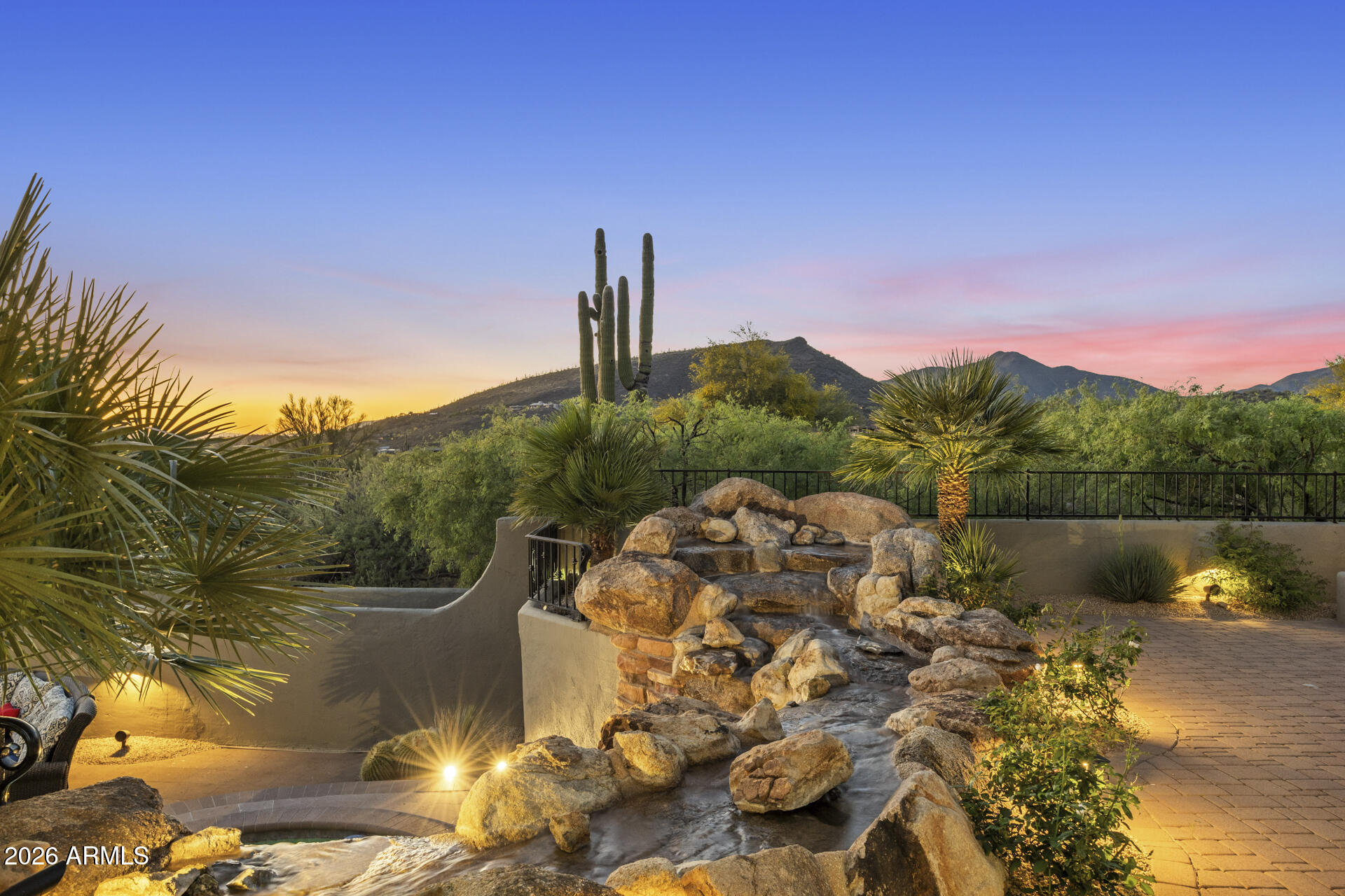 DESERT MOUNTAIN PHASE 1 UNIT 2 LOT 206-335 TR A - Residential