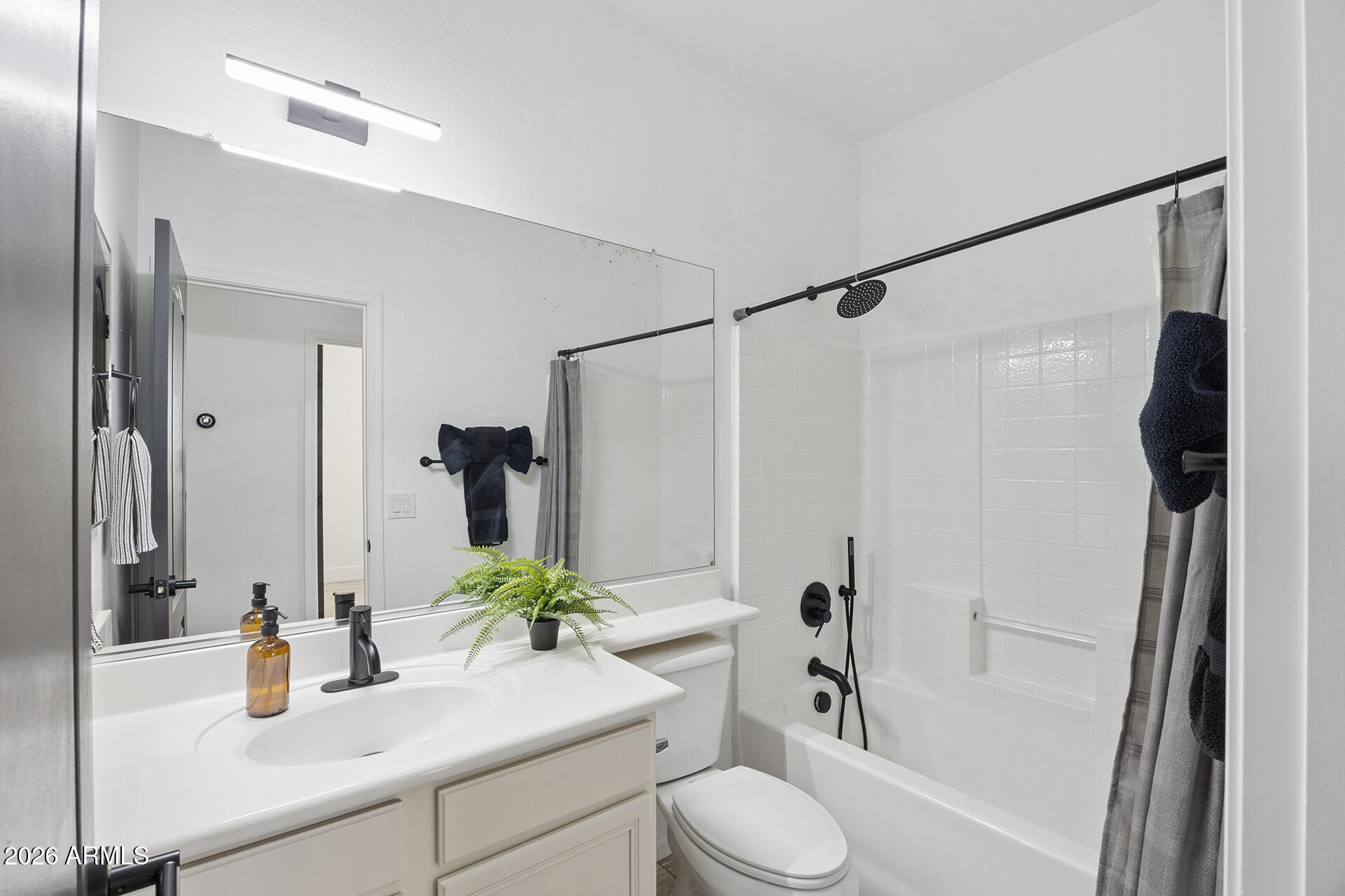 LAVEEN RANCH AMD - Residential