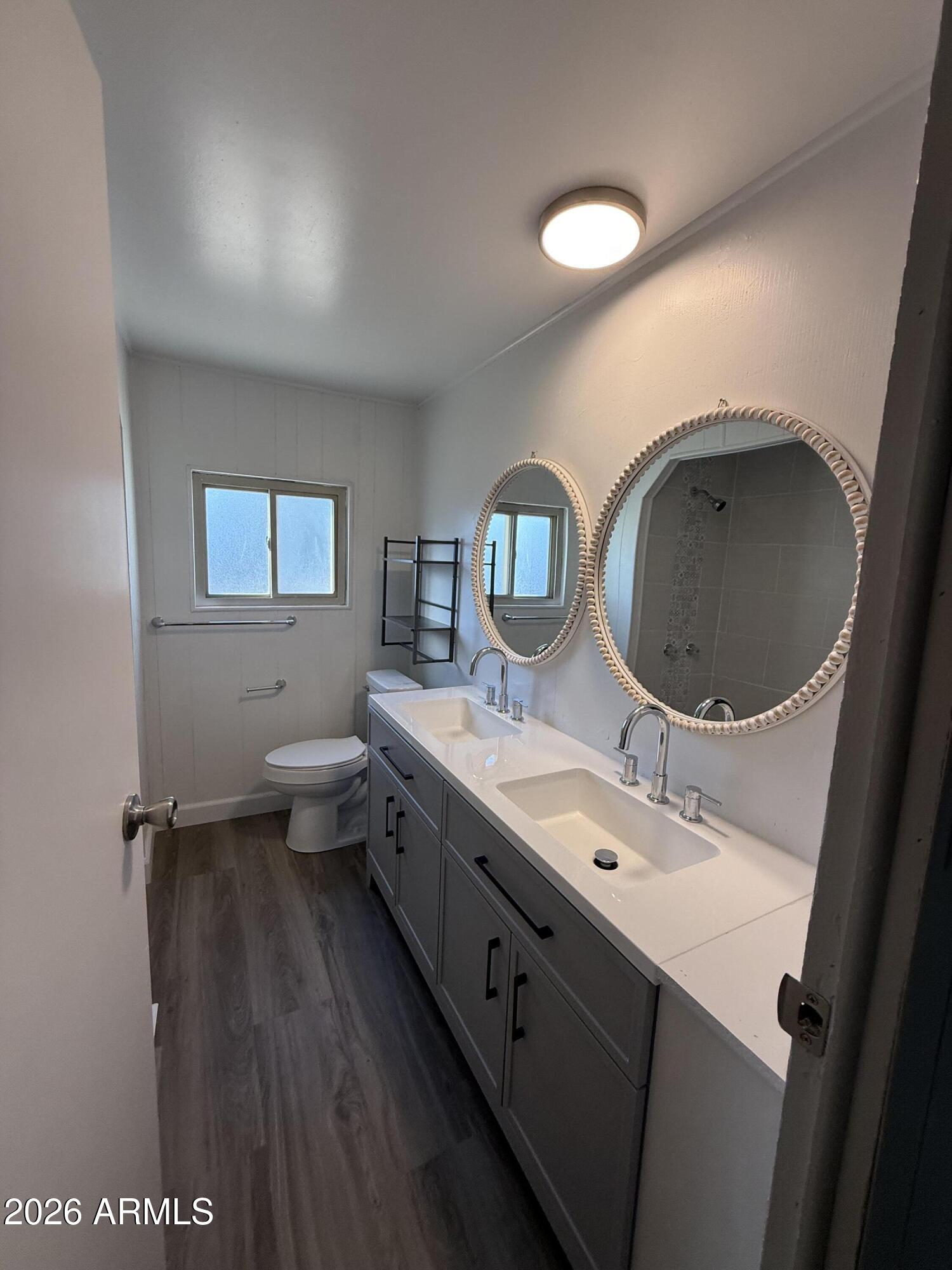 CHANDLER MANOR - Residential