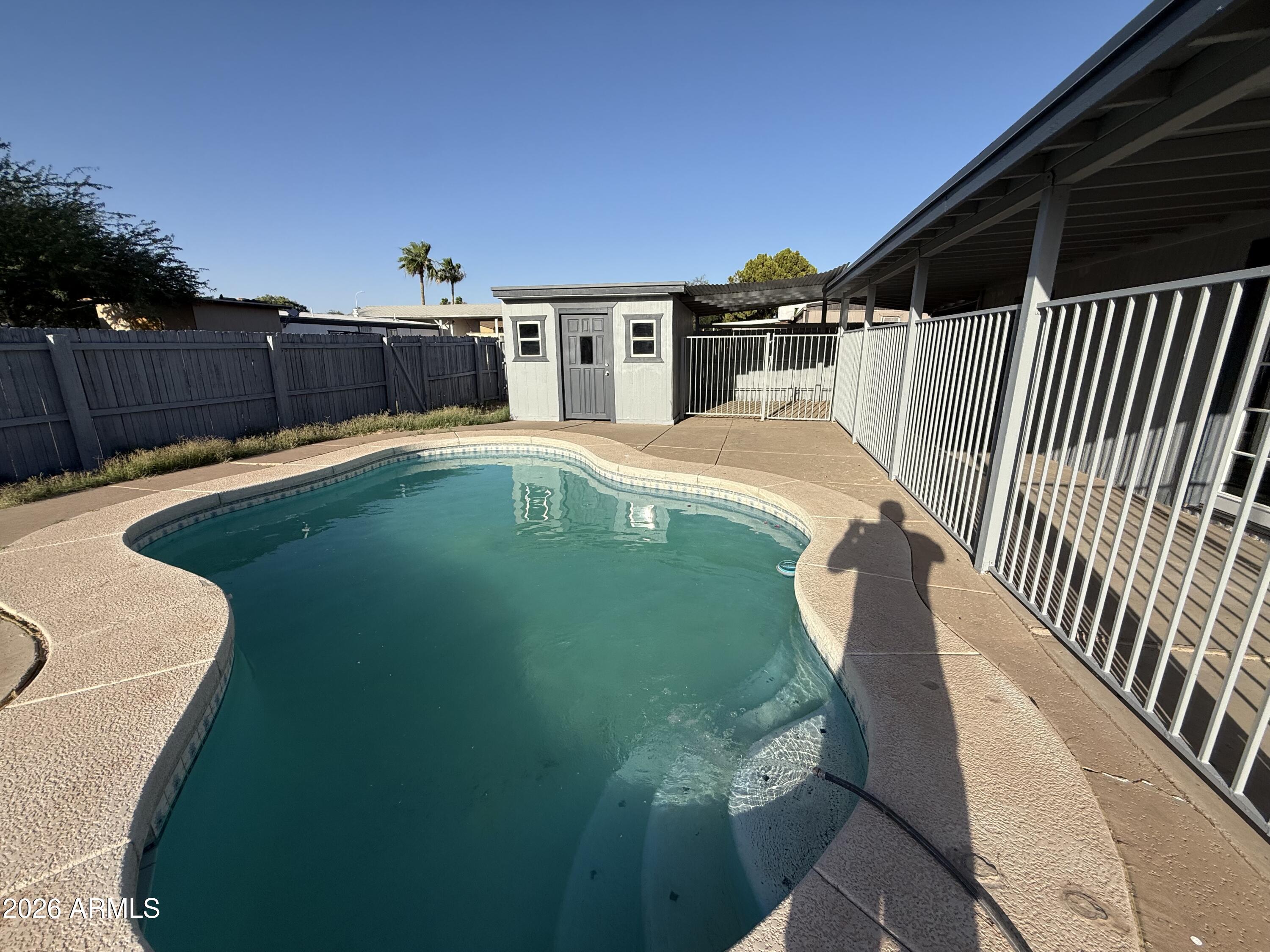 CHANDLER MANOR - Residential