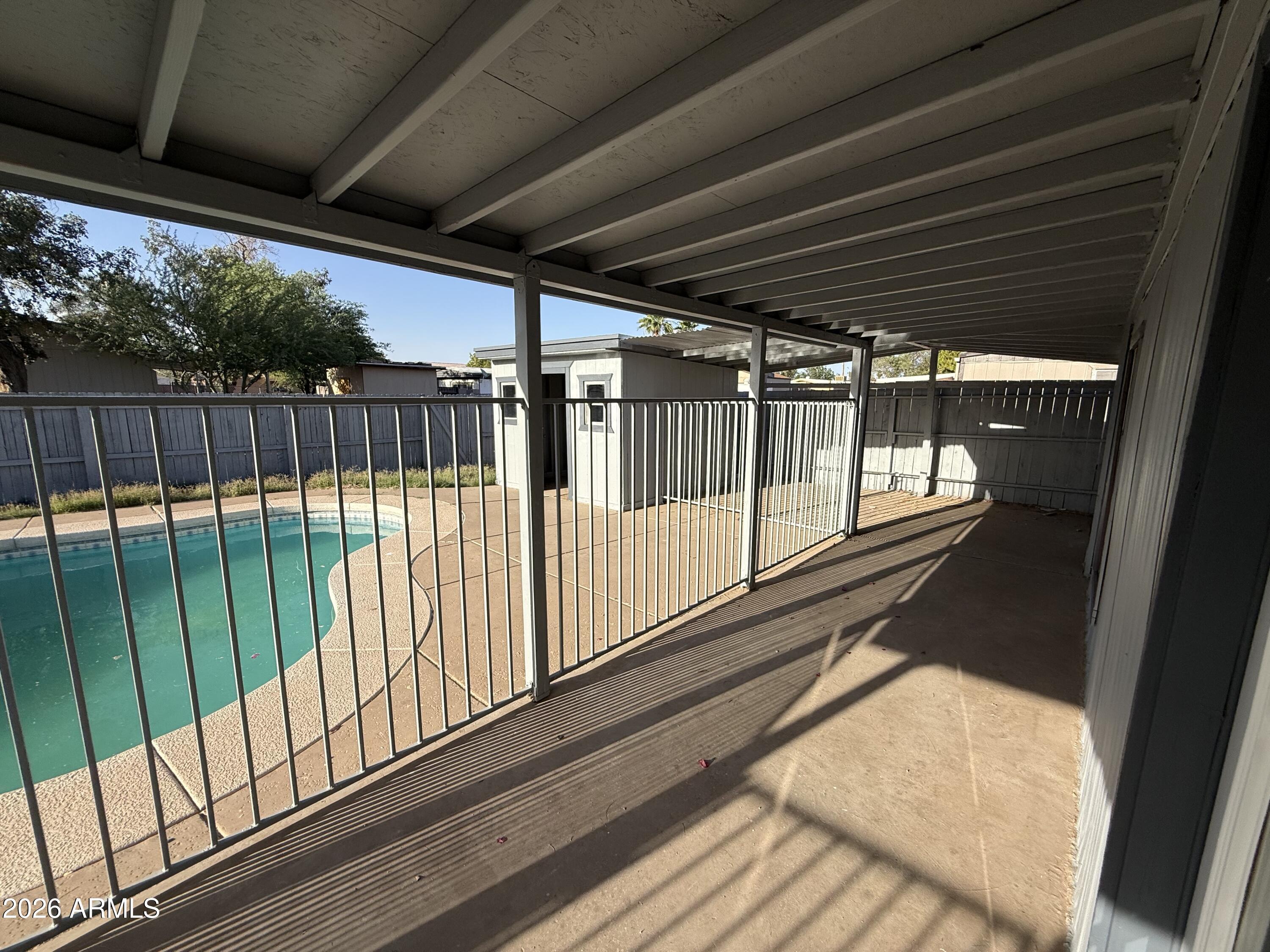 CHANDLER MANOR - Residential
