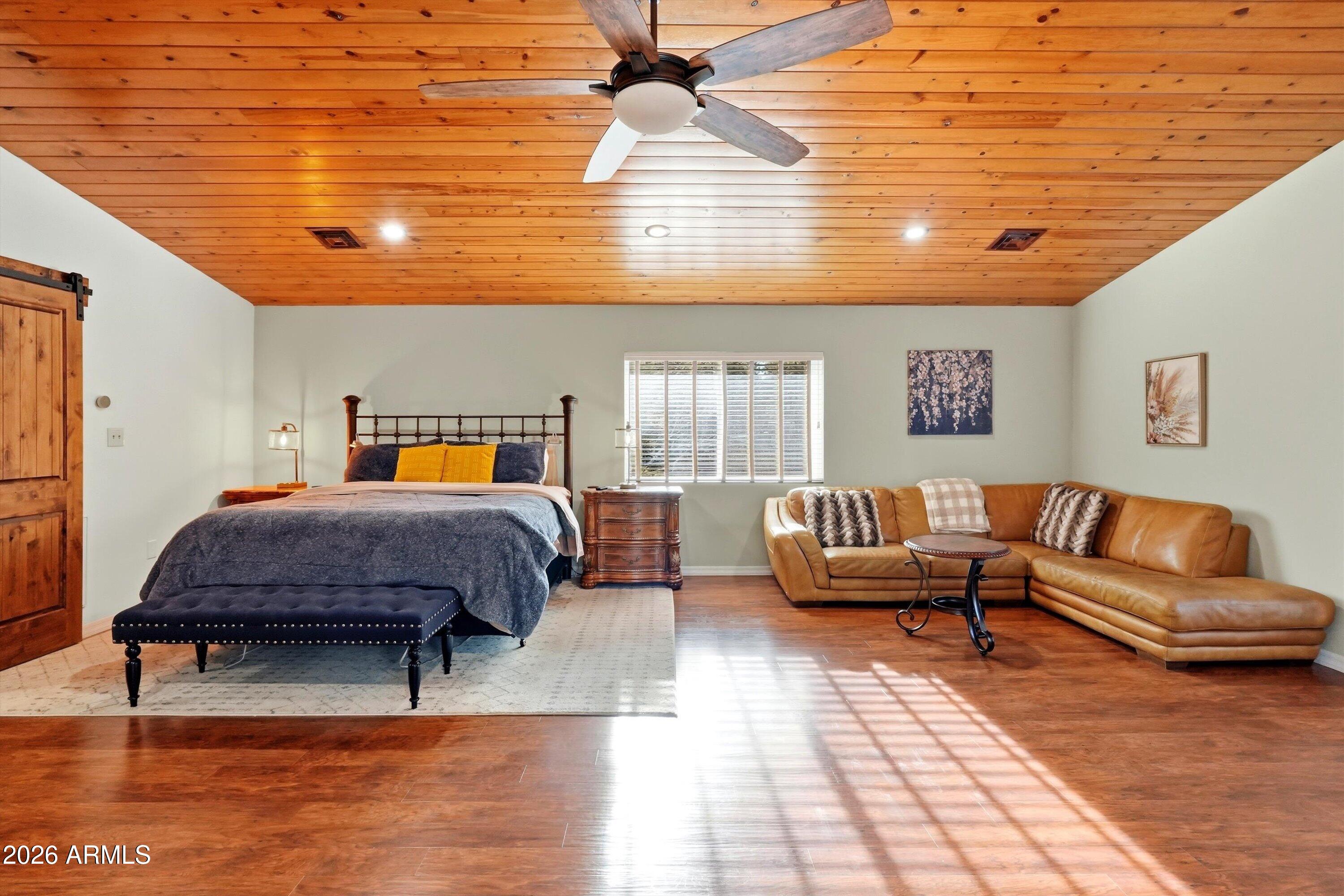 PINETOP COUNTRY CLUB UNIT 1 - Residential