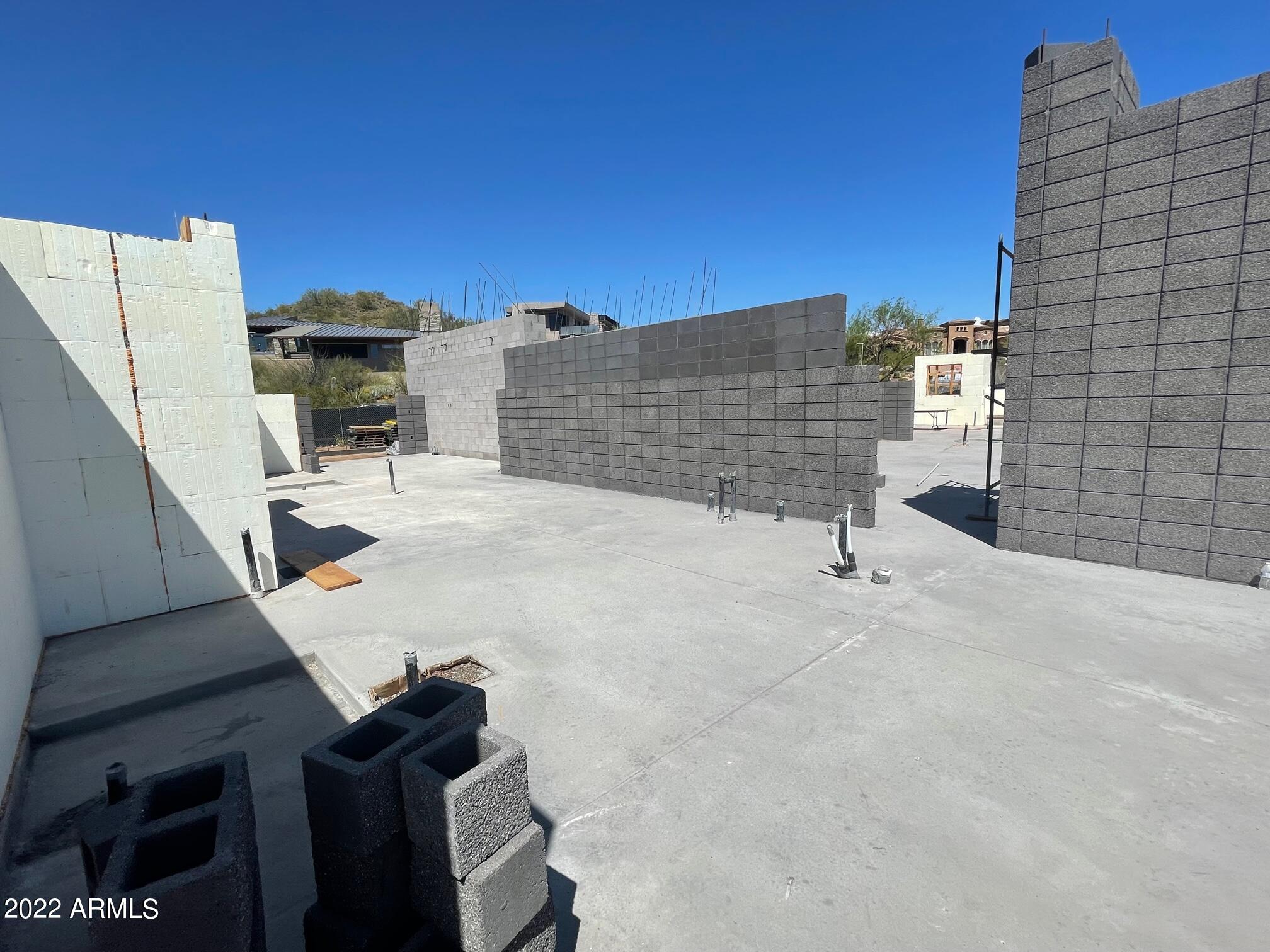 CANDLEWOOD ESTATES AT TROON NORTH - Residential