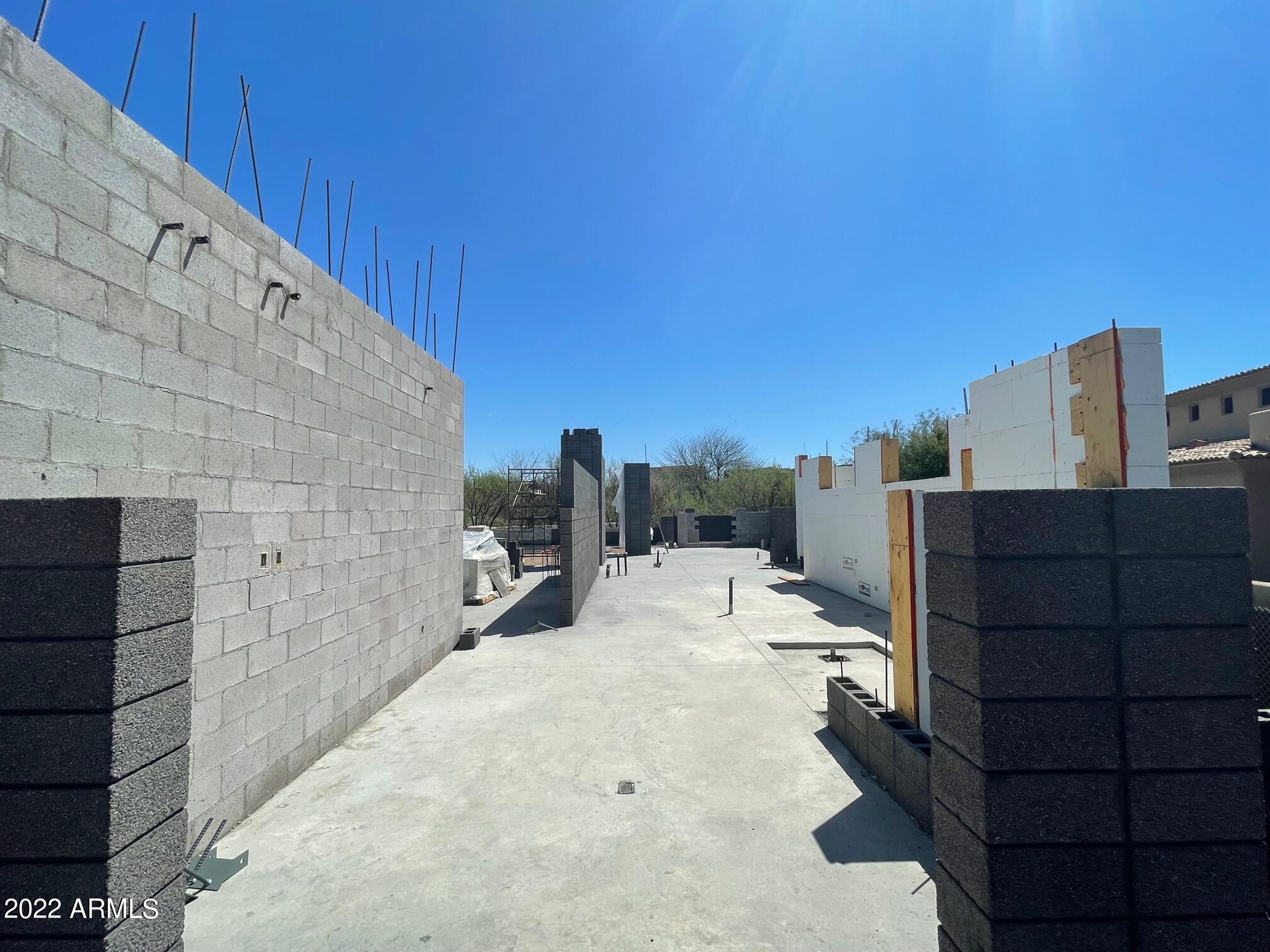 CANDLEWOOD ESTATES AT TROON NORTH - Residential