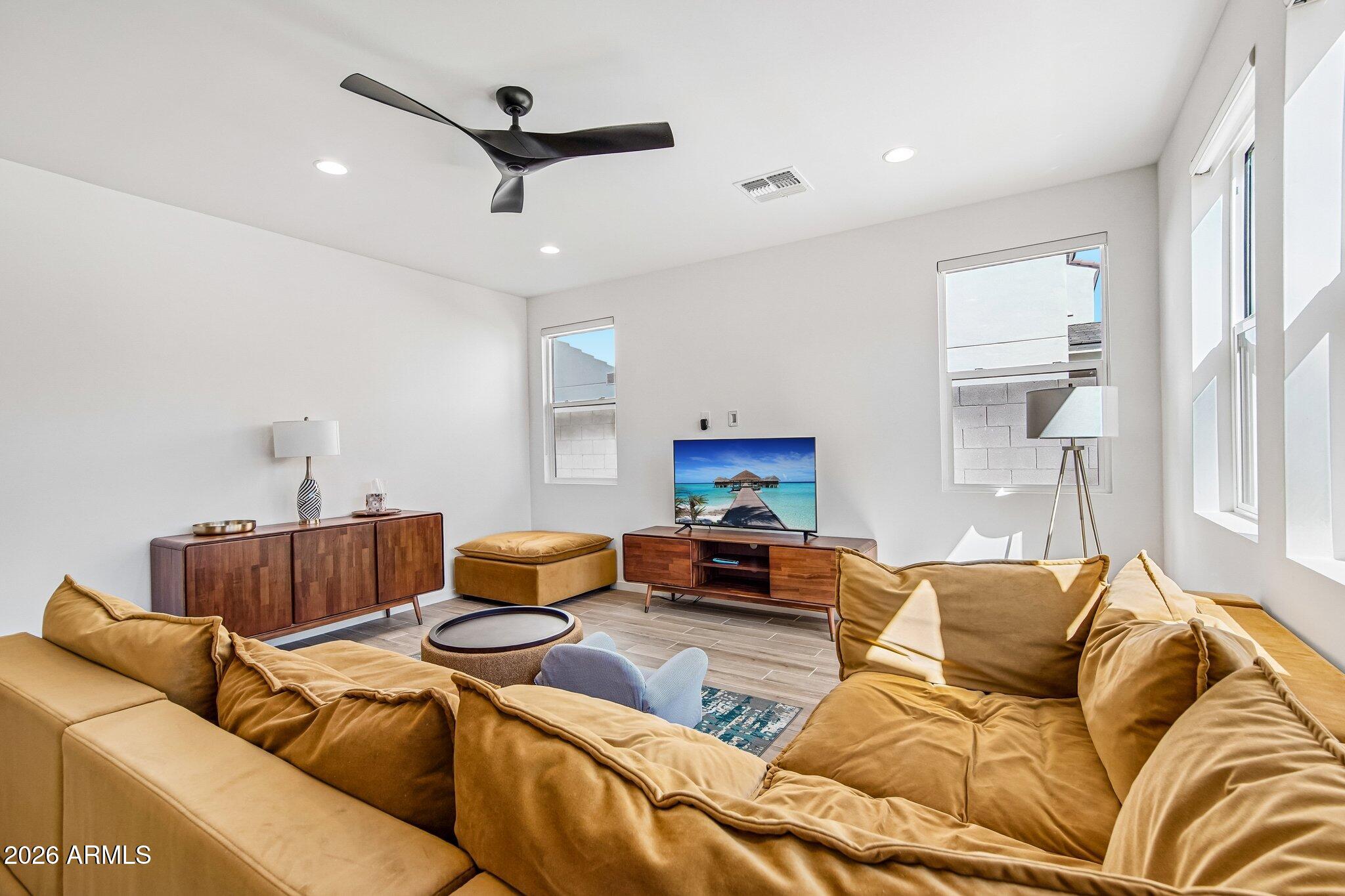 THE PRESERVE SAN TAN - UNIT 2B - Residential