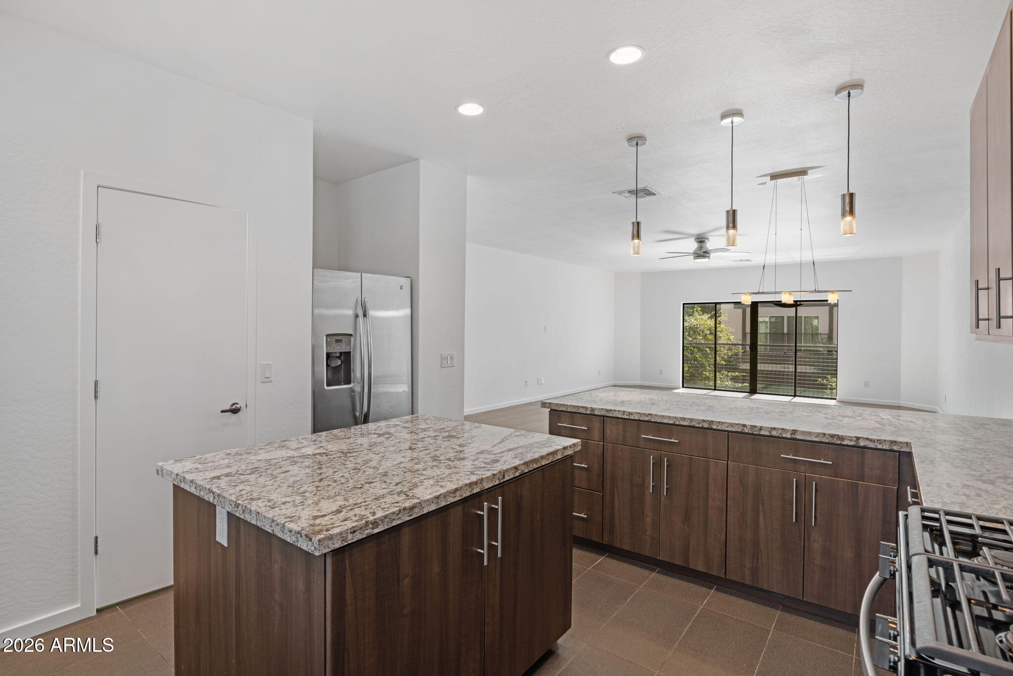 BROWNSTONE COMMONS - Residential