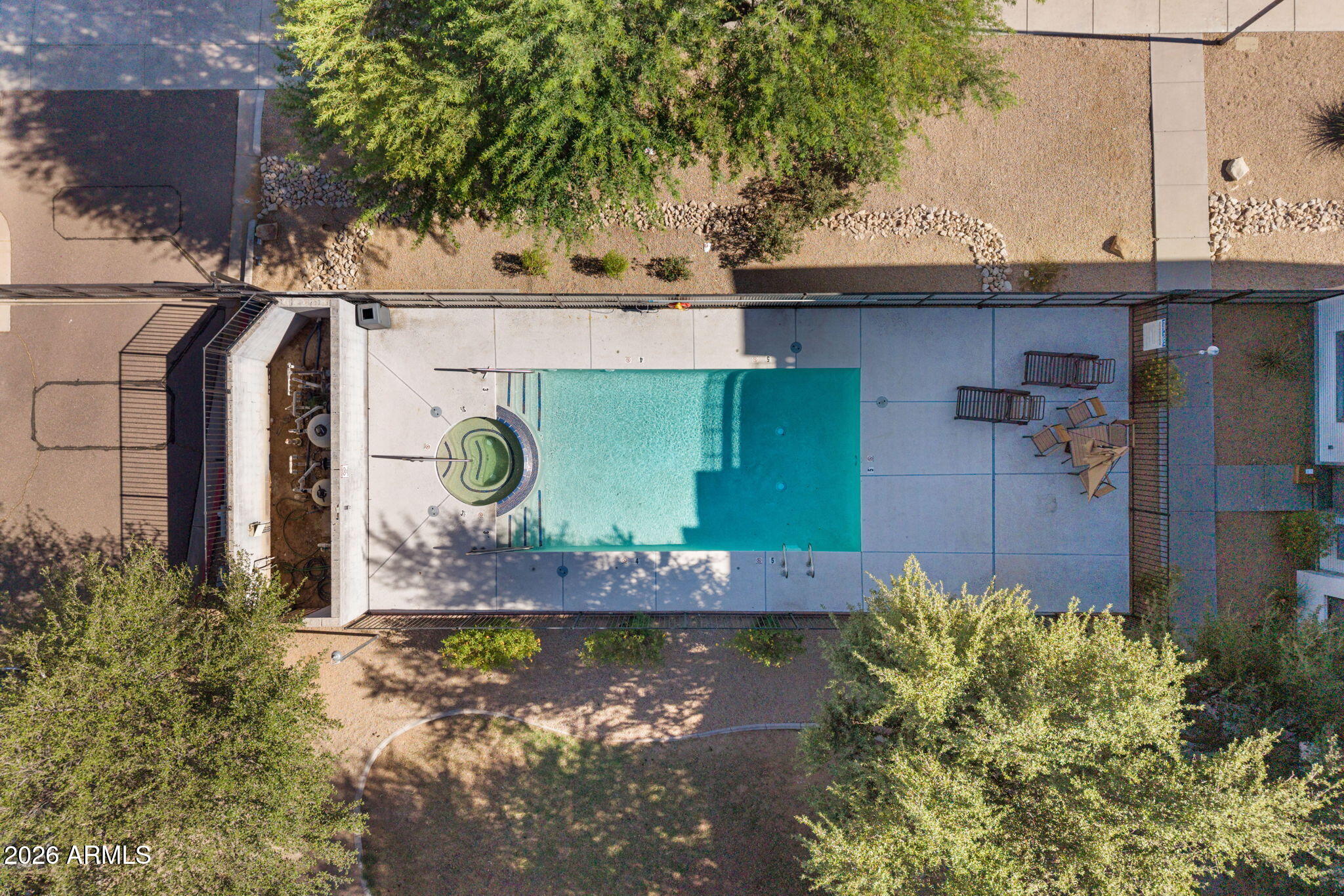 BROWNSTONE COMMONS - Residential