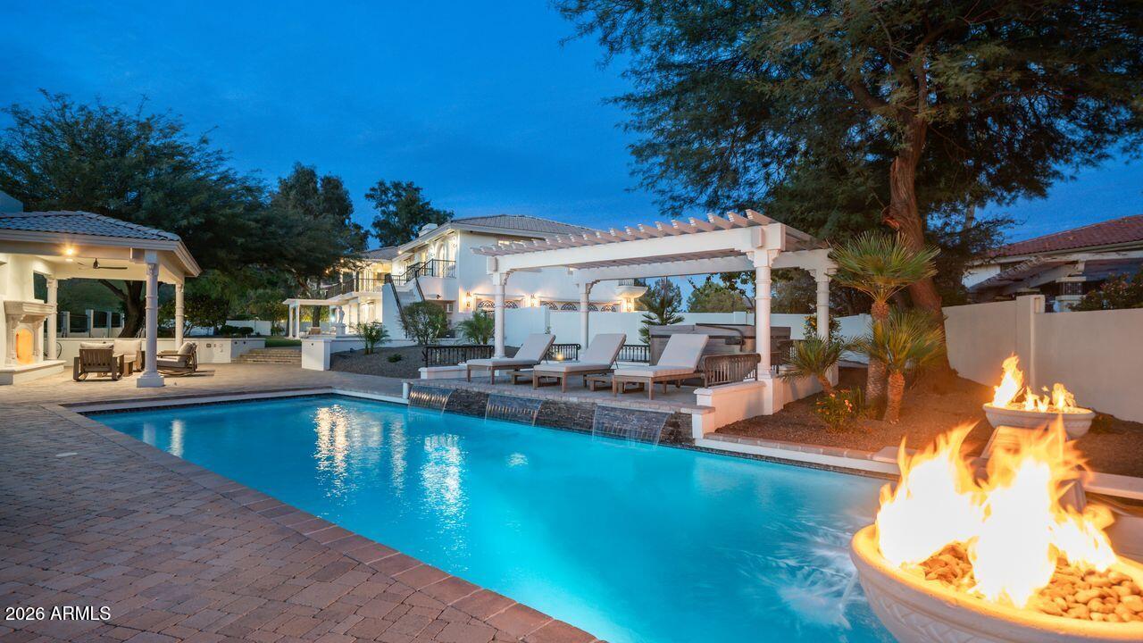 AHWATUKEE CUSTOM ESTATES 2 - Residential
