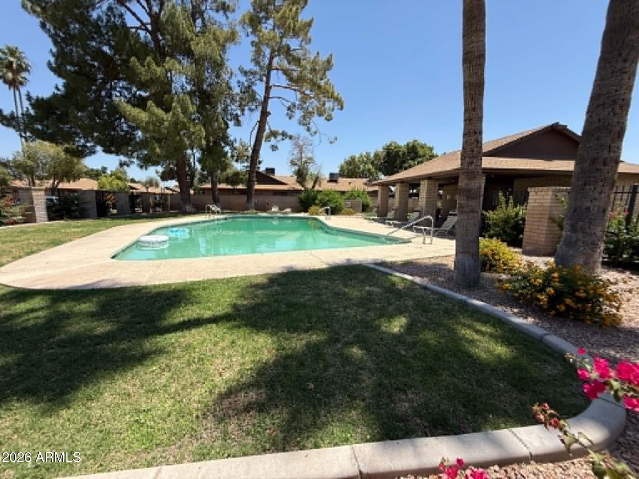 ALAMEDA PARK CONDOMINIUMS - Residential