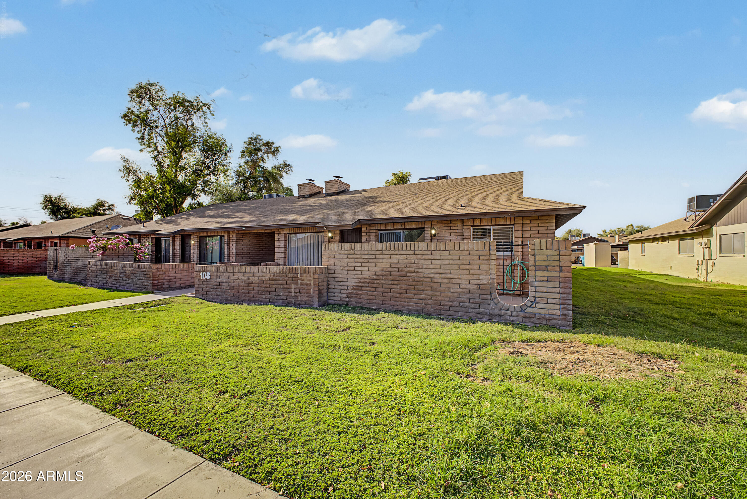 ALAMEDA PARK CONDOMINIUMS - Residential