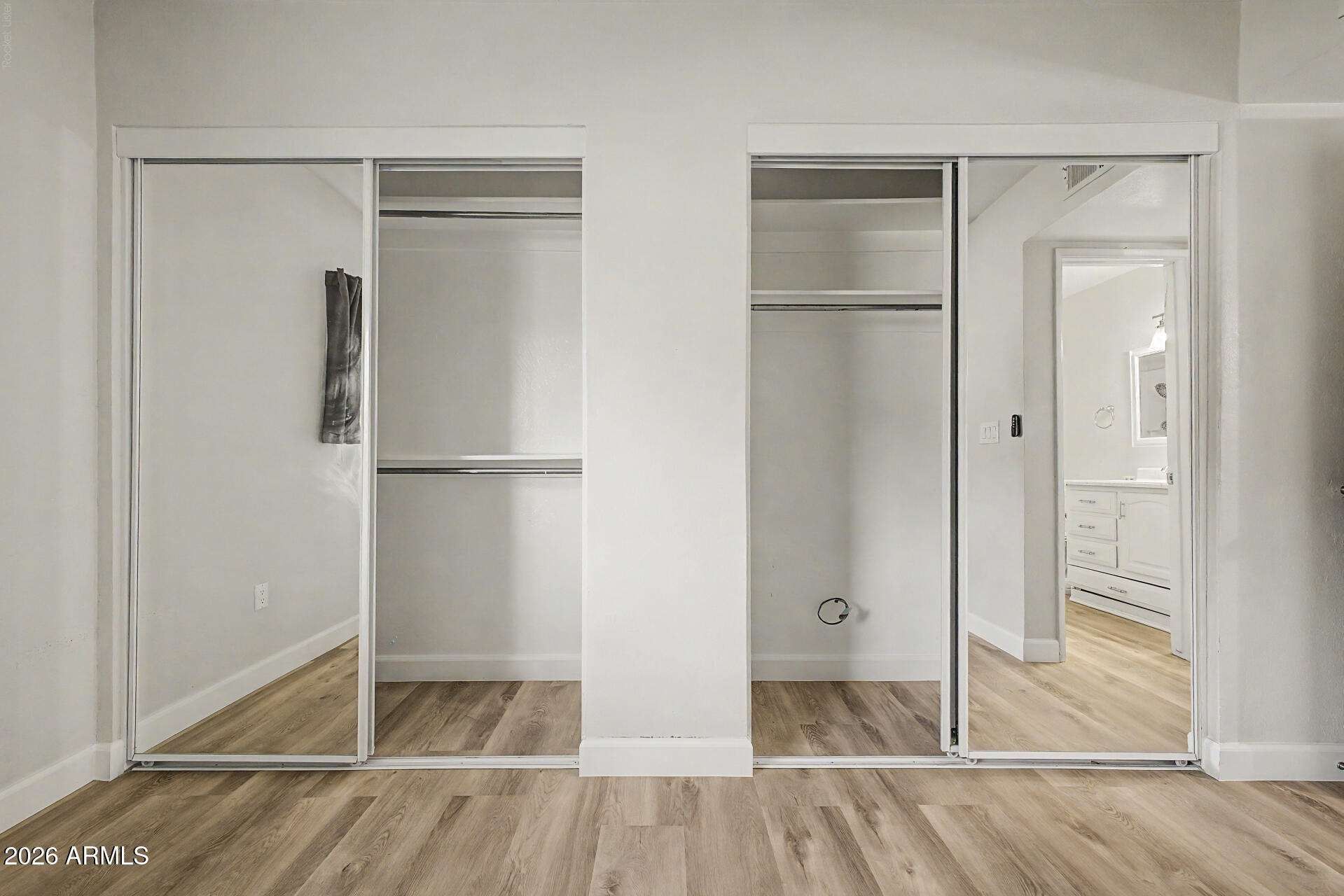 ALAMEDA PARK CONDOMINIUMS - Residential