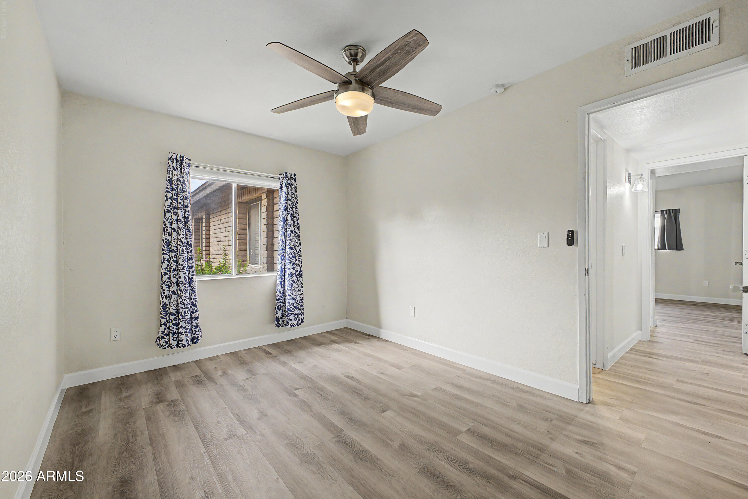 ALAMEDA PARK CONDOMINIUMS - Residential