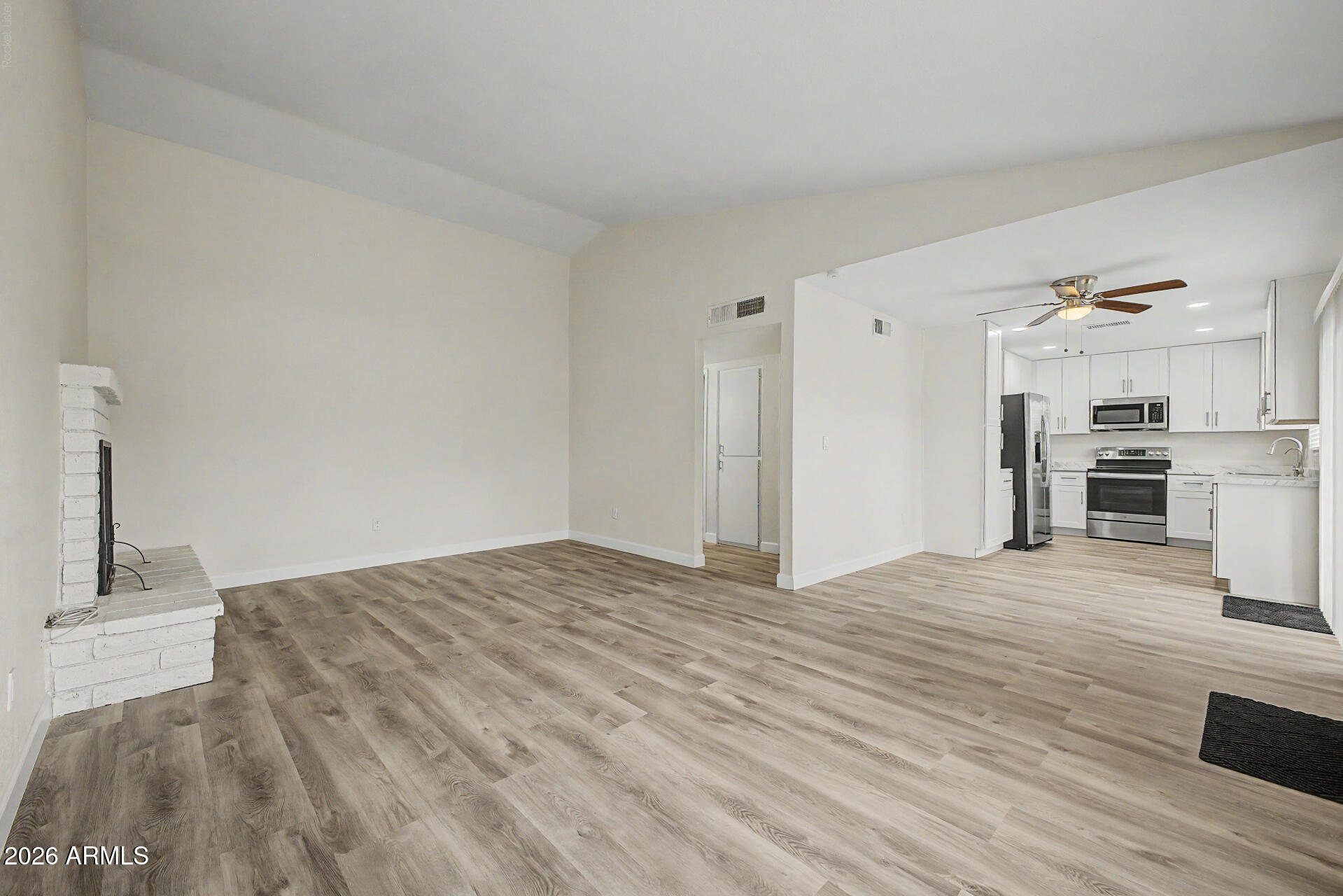 ALAMEDA PARK CONDOMINIUMS - Residential