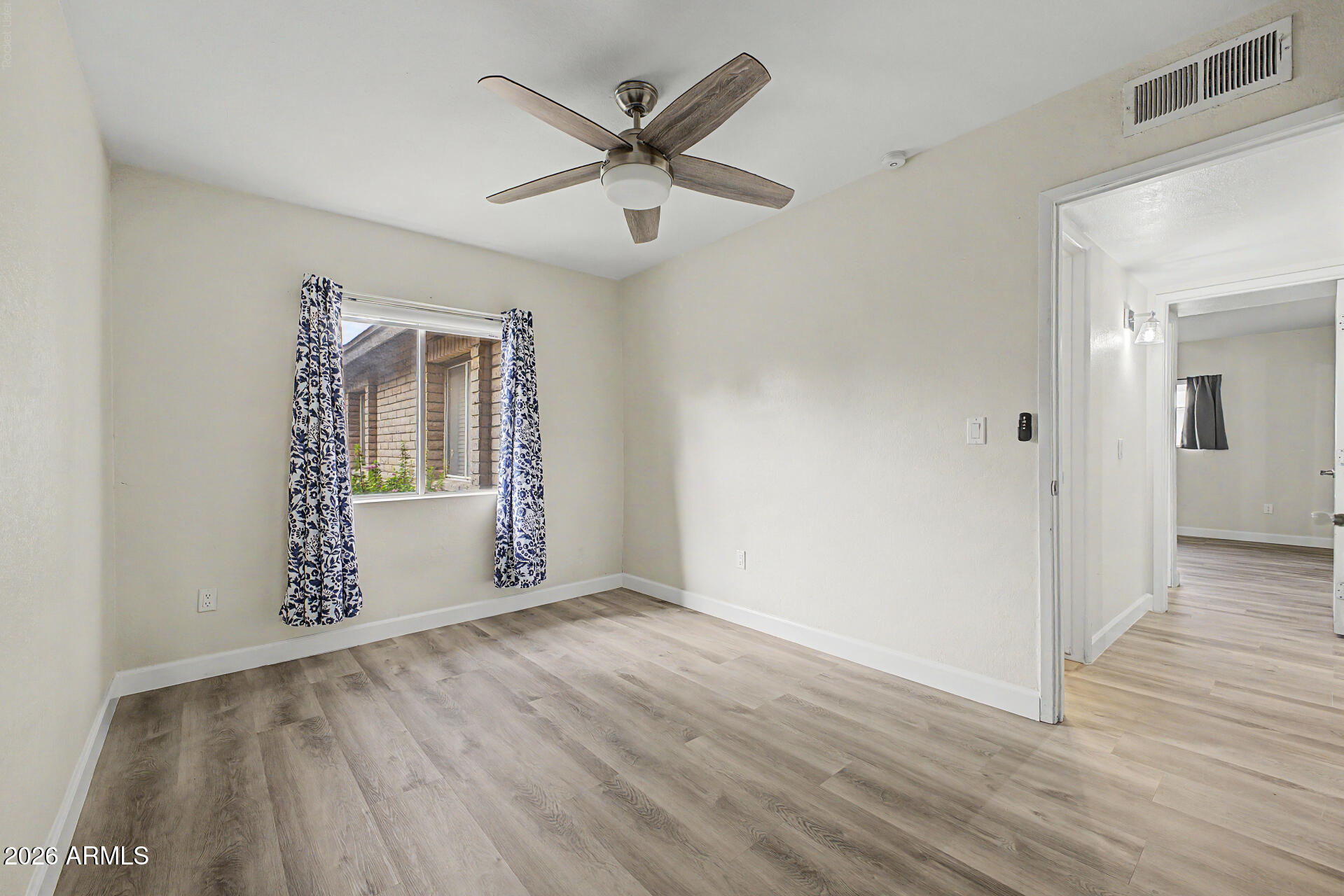 ALAMEDA PARK CONDOMINIUMS - Residential