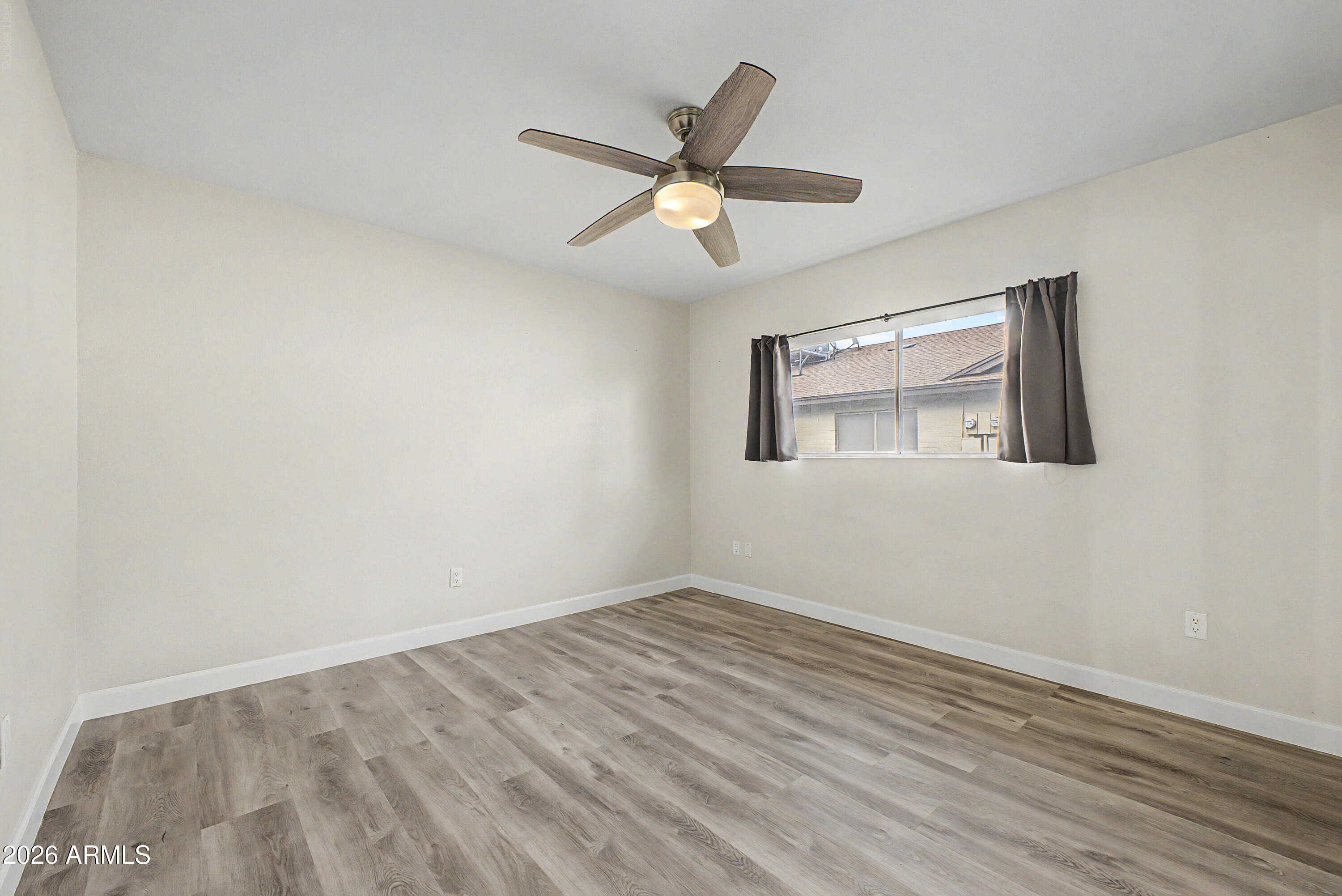 ALAMEDA PARK CONDOMINIUMS - Residential