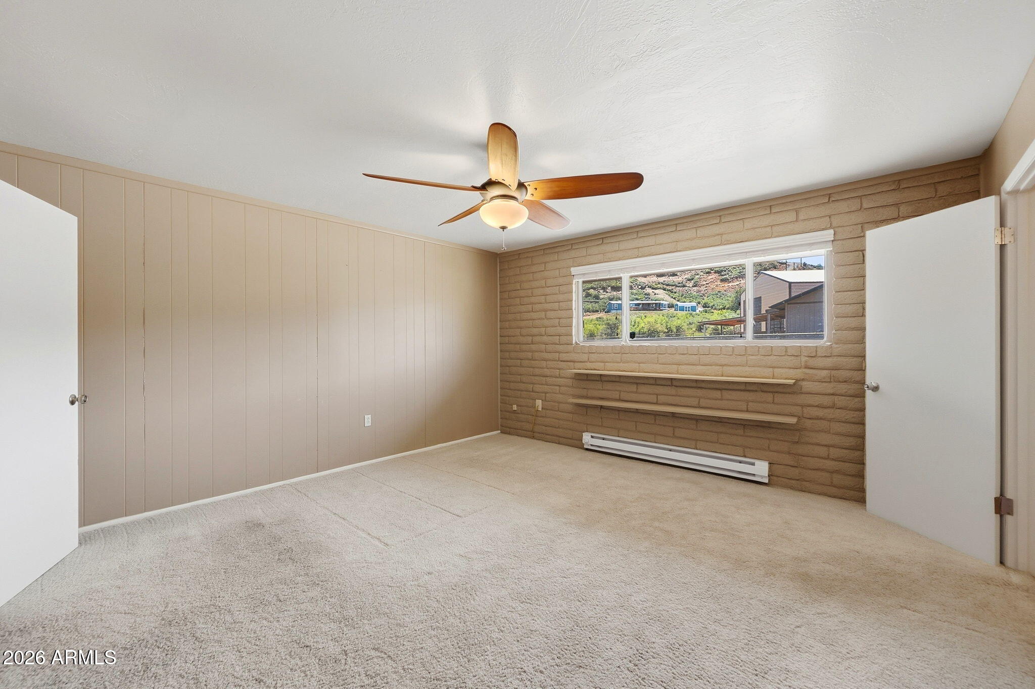 LAZY RIVER ACRES - Residential