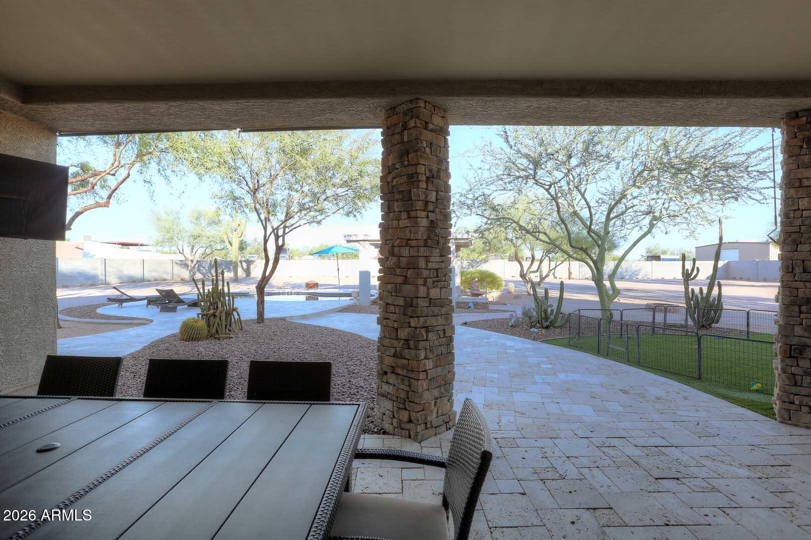 Custom home - 1.36 Acres - NO HOA - County Island - Residential