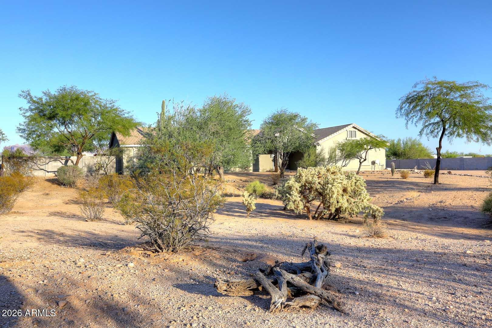 Custom home - 1.36 Acres - NO HOA - County Island - Residential