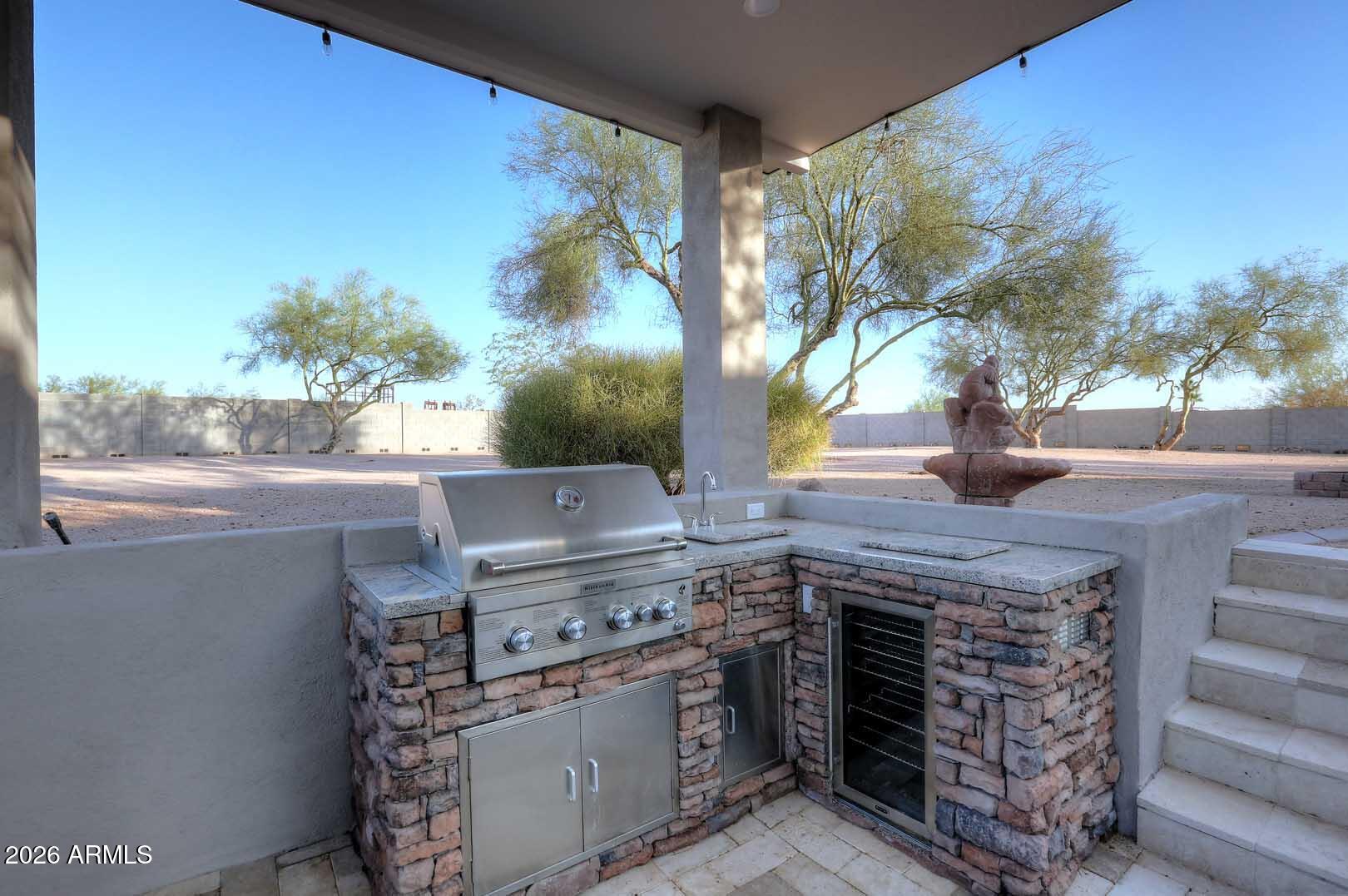 Custom home - 1.36 Acres - NO HOA - County Island - Residential