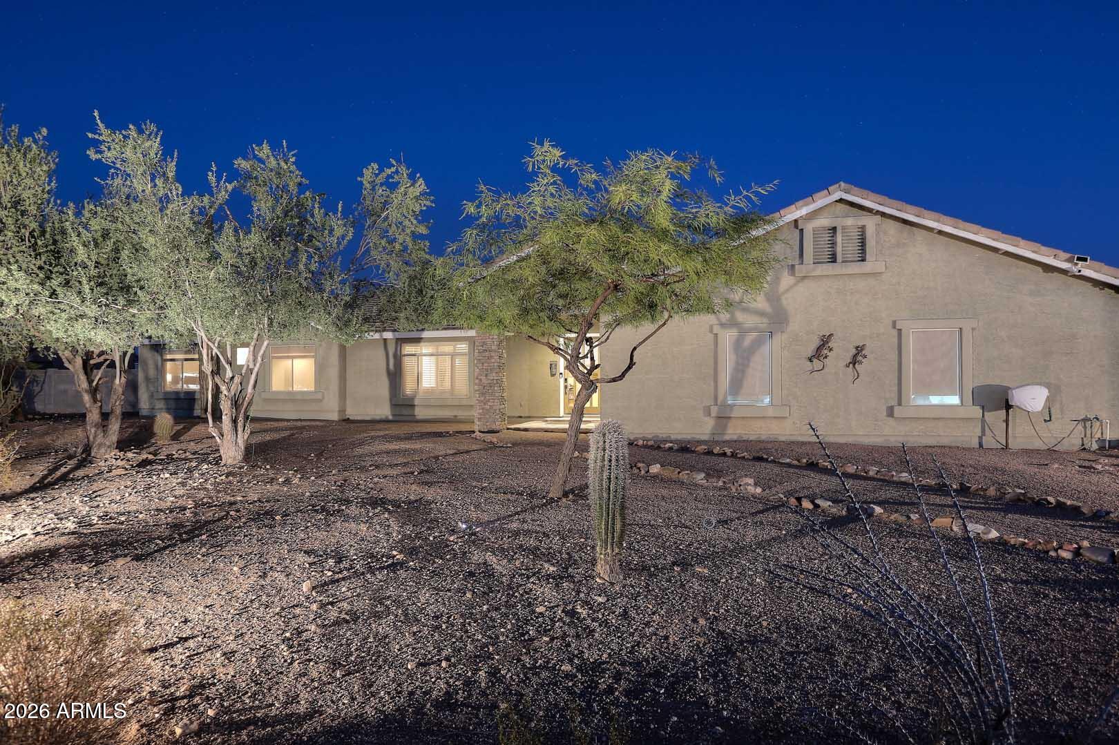 Custom home - 1.36 Acres - NO HOA - County Island - Residential