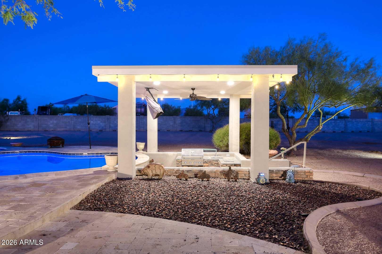 Custom home - 1.36 Acres - NO HOA - County Island - Residential