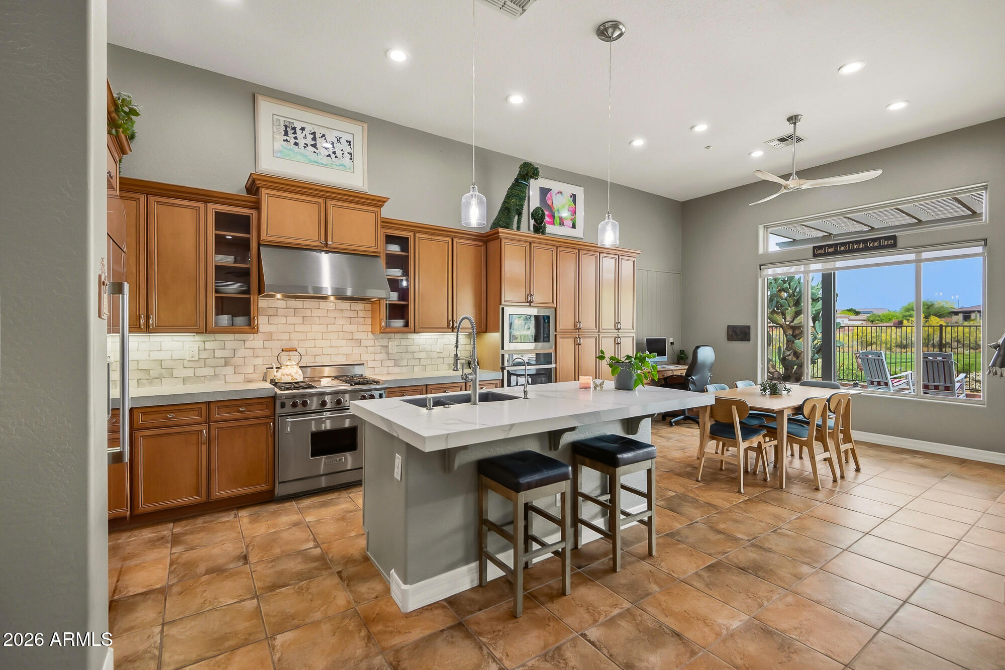 ANTHEM UNIT 24 - Residential